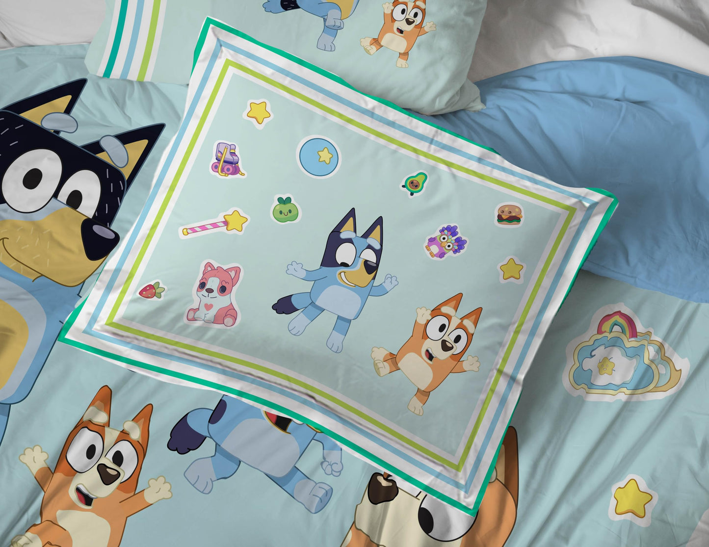 Jay Franco Kids Bed Set, Blue, Bluey, 5 Piece Twin