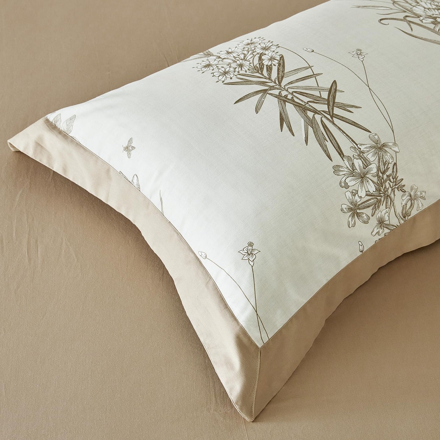 YuHeGuoJi Beige Floral Duvet Cover Queen 100% Cotton 3 Pcs Set 1 Khaki Botanical Duvet Cover with Zipper Ties 2 Pillow Shams Honeybee Taupe Flower Honeybee Print Wide Trim Bedding Set Soft