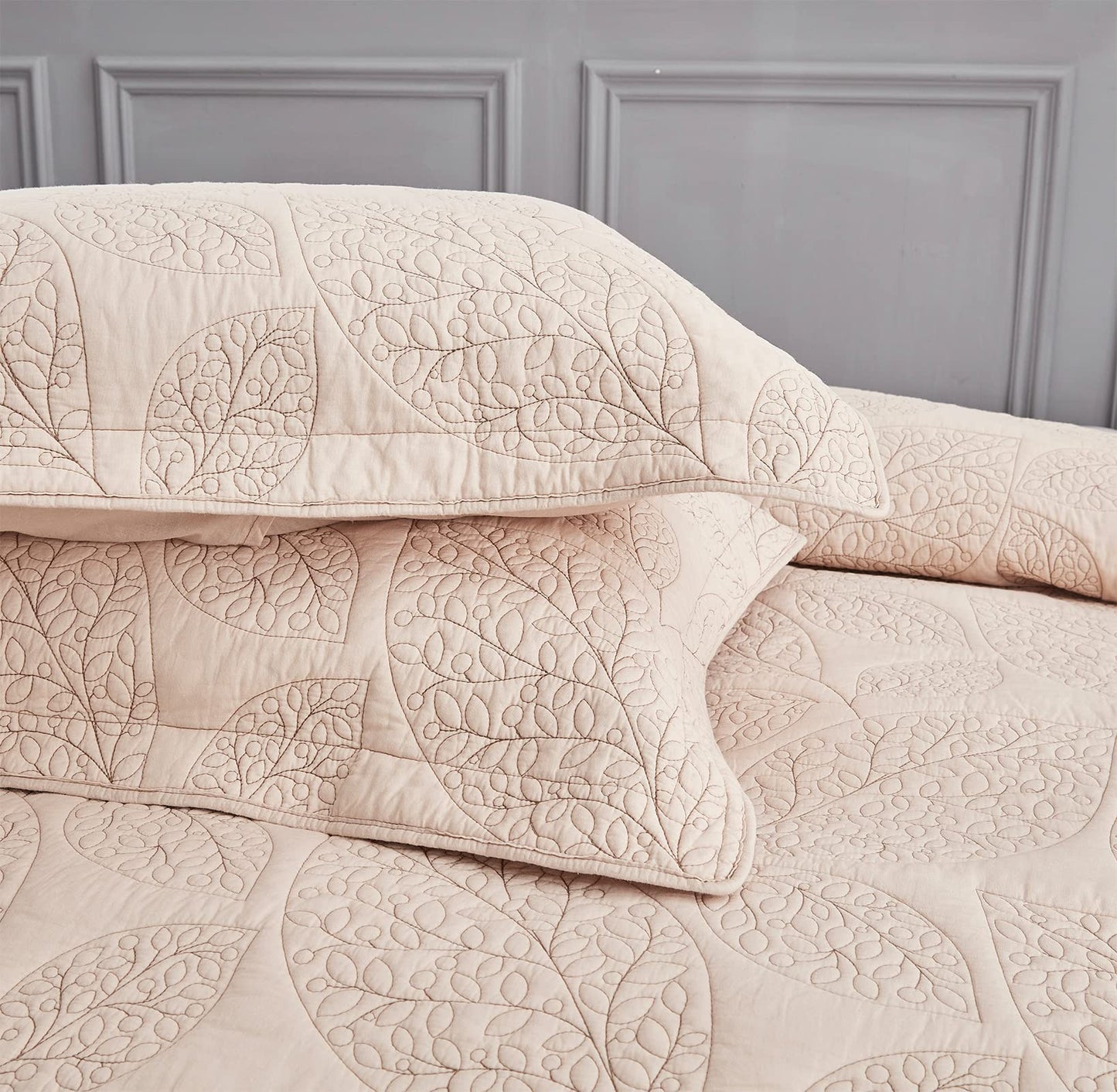 CHIXIN Botanical Cotton Quilt King Size - Real Stitching Leaf Pattern - Quilted Bedspread Coverlet Set, Ultra Soft, Lightweight, Reversible, 3 Piece, Oatmeal
