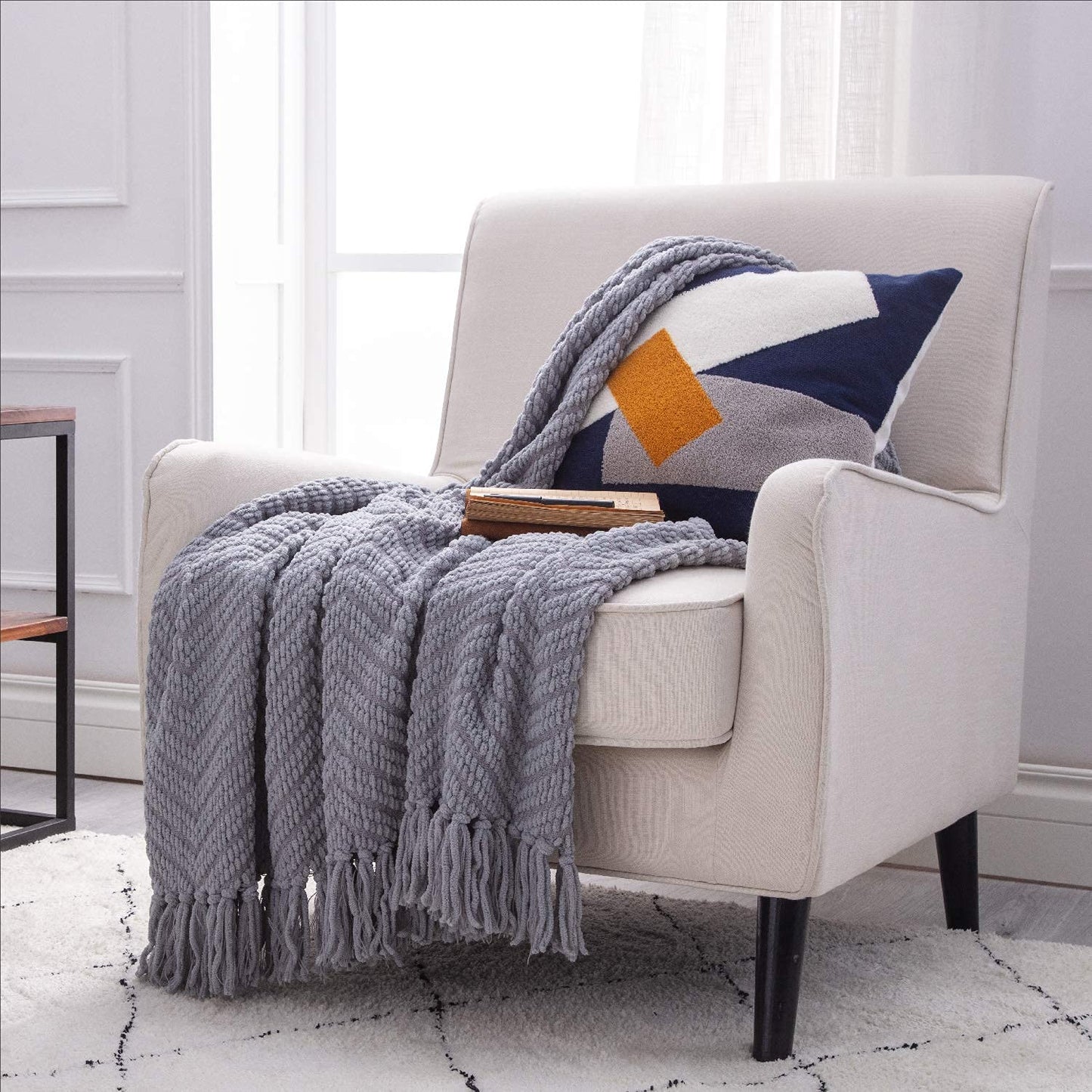Bedsure Throw Blankets for Couch - Textured Chunky Knit Woven Chenille Blanket - Super Soft, Warm Decorative Boho Throw with Tassels for Bed, Sofa and Living Room Decor, Grey, 50x60 Inches