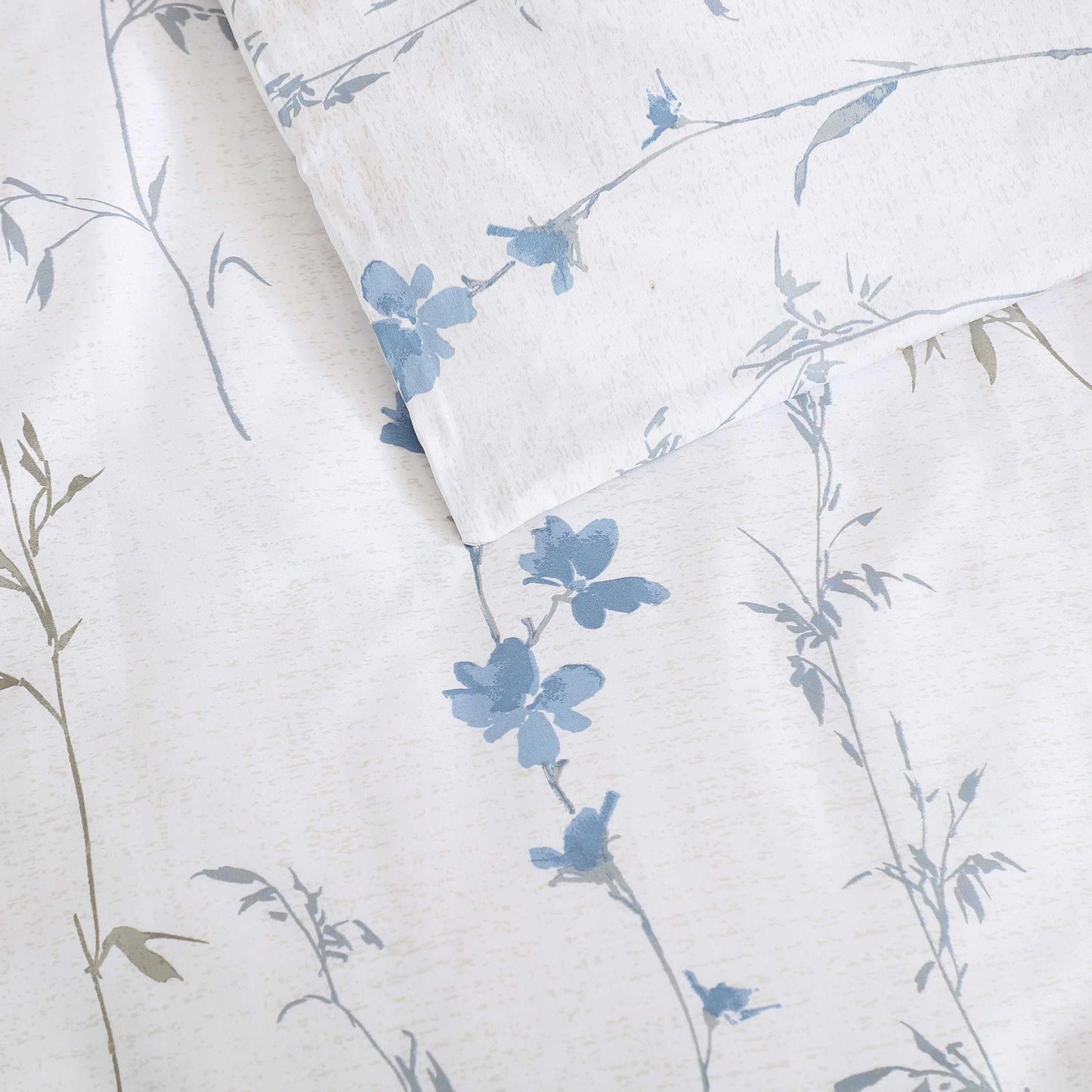 Calvin Klein - King Comforter Set, Cotton Floral Bedding with a Naturally Soft Feel, 3 Piece Bed Set with Matching Pillowcases (Wildflower Beige)