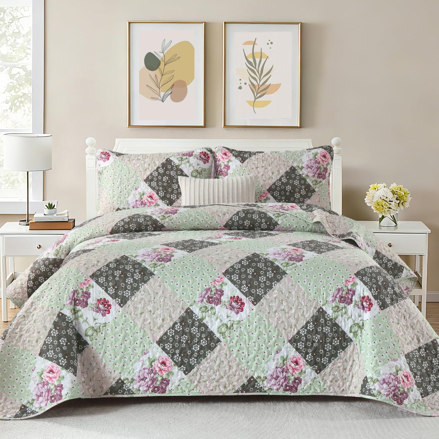 Dinjoy Floral Plaid Patchwork Quilt Set King Size, Reversible Green Bedding Set Soft Microfiber Lightweight Bedspread Coverlet 3 Piece Fall Autumn Summer Use (110x90 inches)