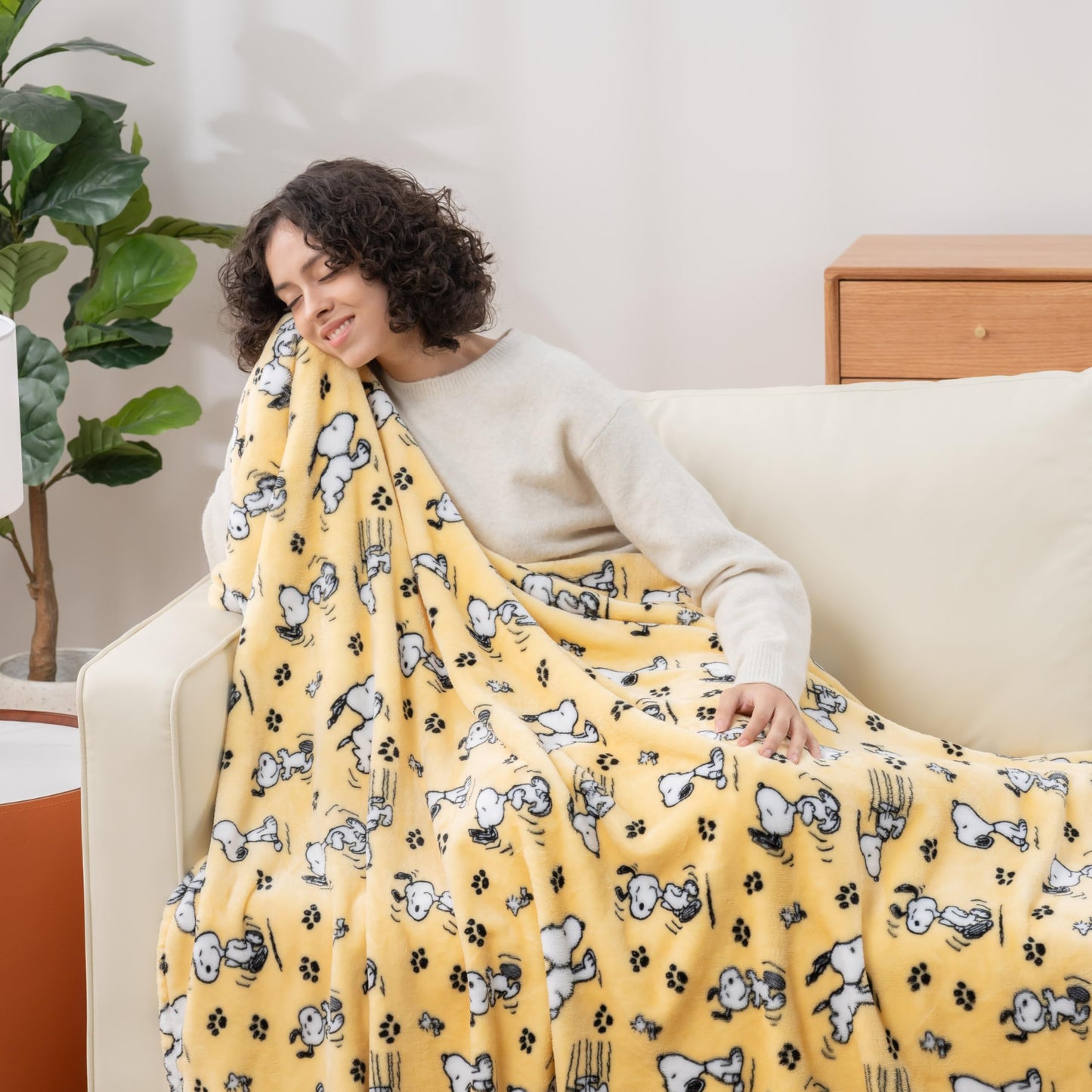 Berkshire Blanket Peanuts® VelvetLoft® Cute Character Snoopy Plush Throw Blanket,Peanuts Poses and Paws Sundress,Throw 55 in x 70 in (Official Peanuts® Product)