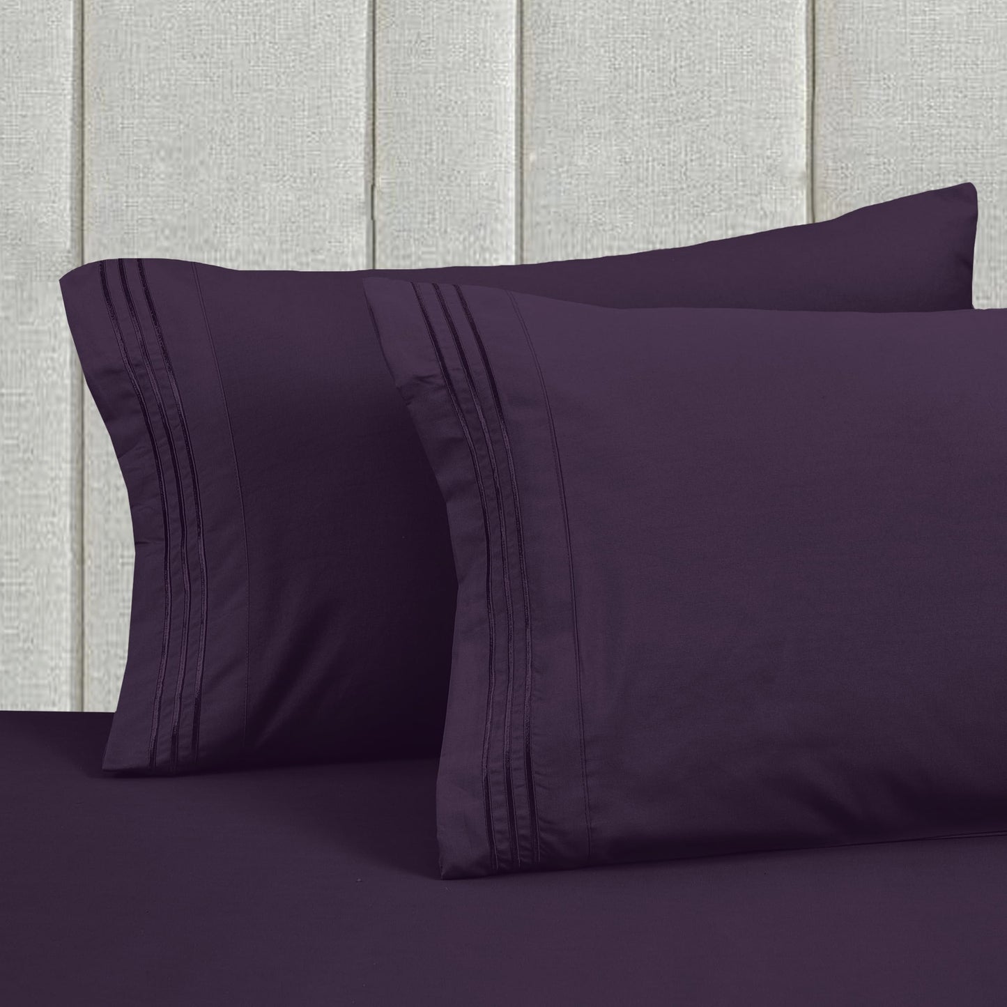 Mocassi Full Size 4-Piece Bed Sheet Set - 1800 Premium Hotel Quality Microfiber 18-24 Inches Extra Deep Pocket Fitted Sheet- Luxury Soft, Breathable, Wrinkle, and Fade Resistant, Purple