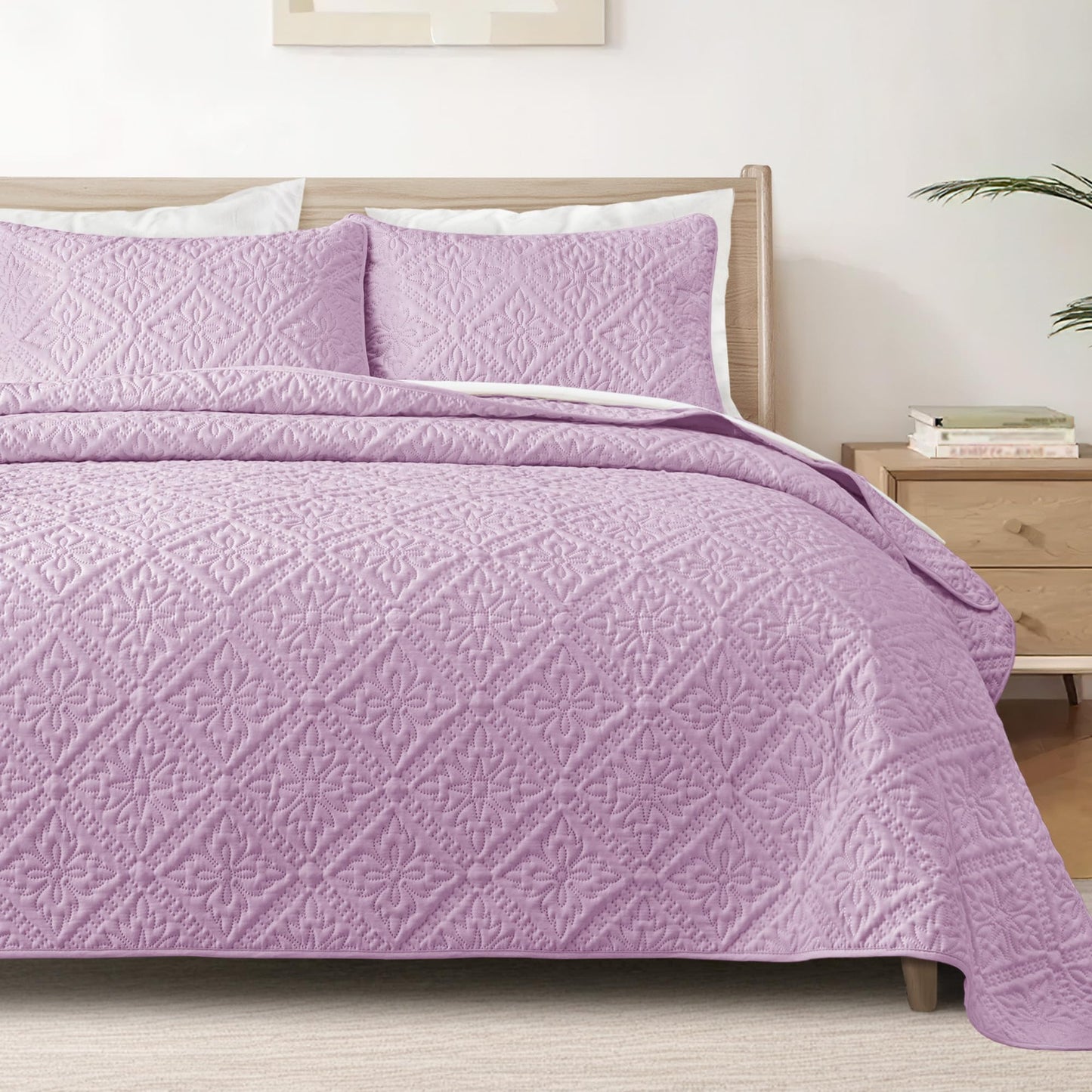 Exclusivo Mezcla King Quilt Bedding Set, Lightweight Soft Bedspreads Coverlets with 2 Pillow Shams, Modern Lilac Oversized Quilts King Size for All Seasons
