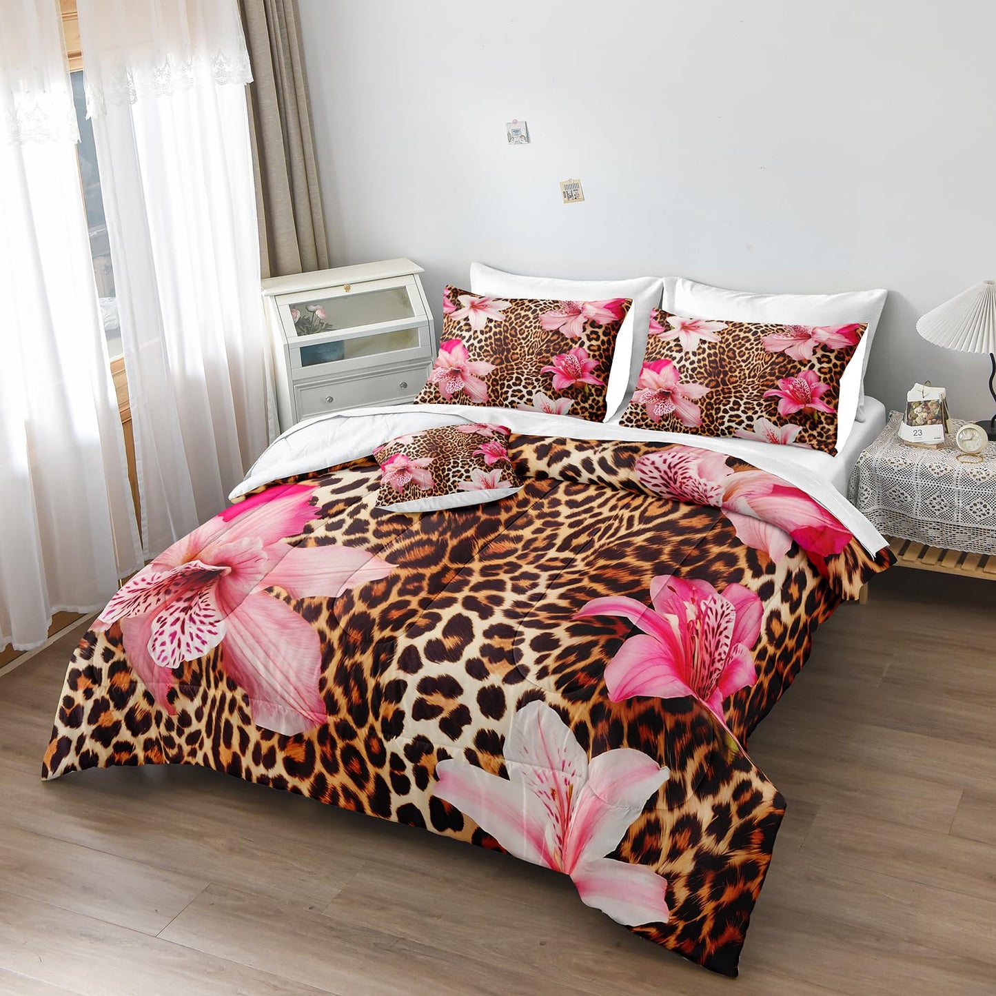 MOVE OVER Leopard Printed Comforter Set King Size 8 Pieces Bed in a Bag Pink Flower and Cheetah Printed Design Luxury Comforter Set with Sheet Set for Bedroom Decor