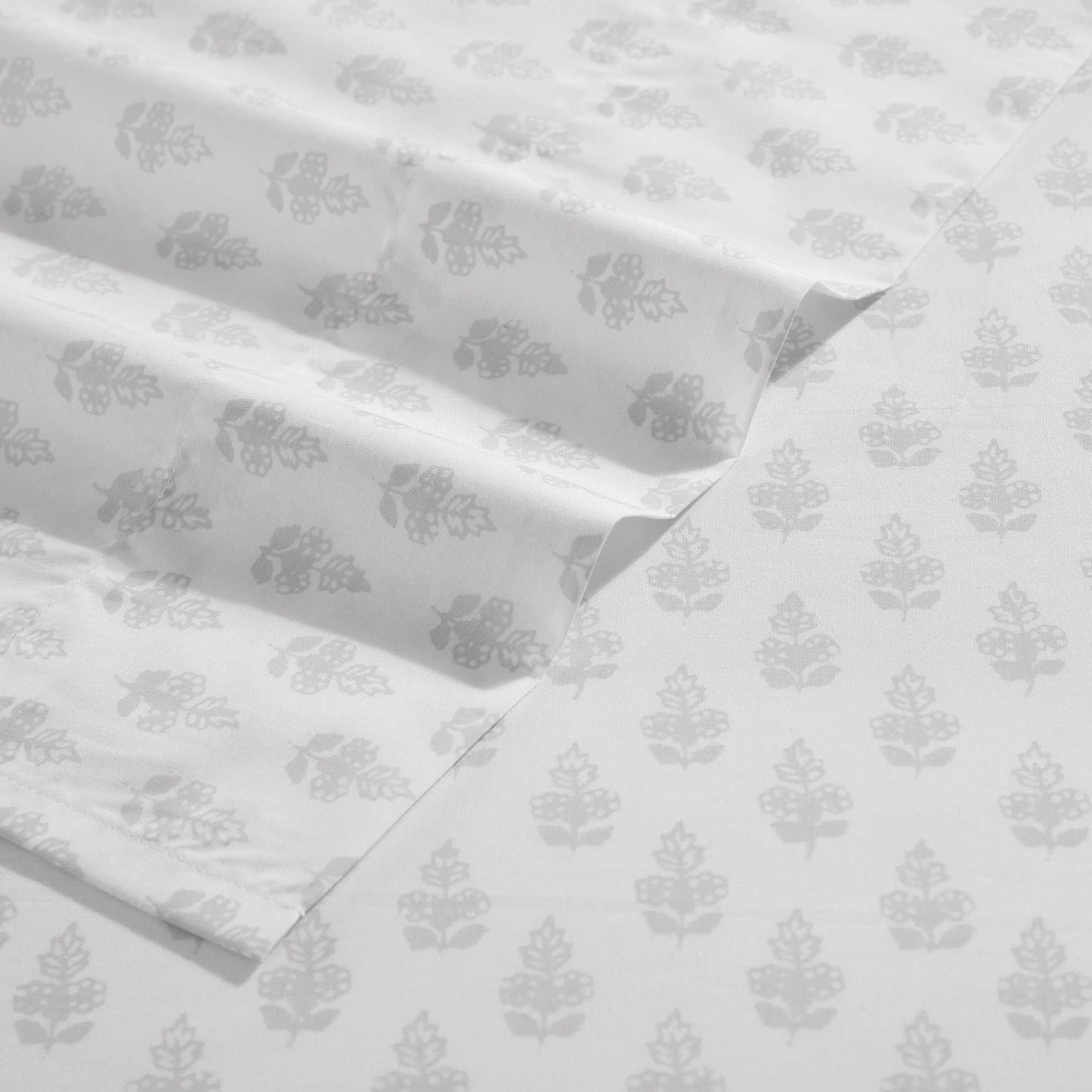 Laura Ashley – Twin Size Sheet Set, Soft & Lightweight Cotton Percale Bedding with Matching Pillowcase, Deep Pocket, Floral Room Decor, College Dorm Room Essentials (Francesca Grey)