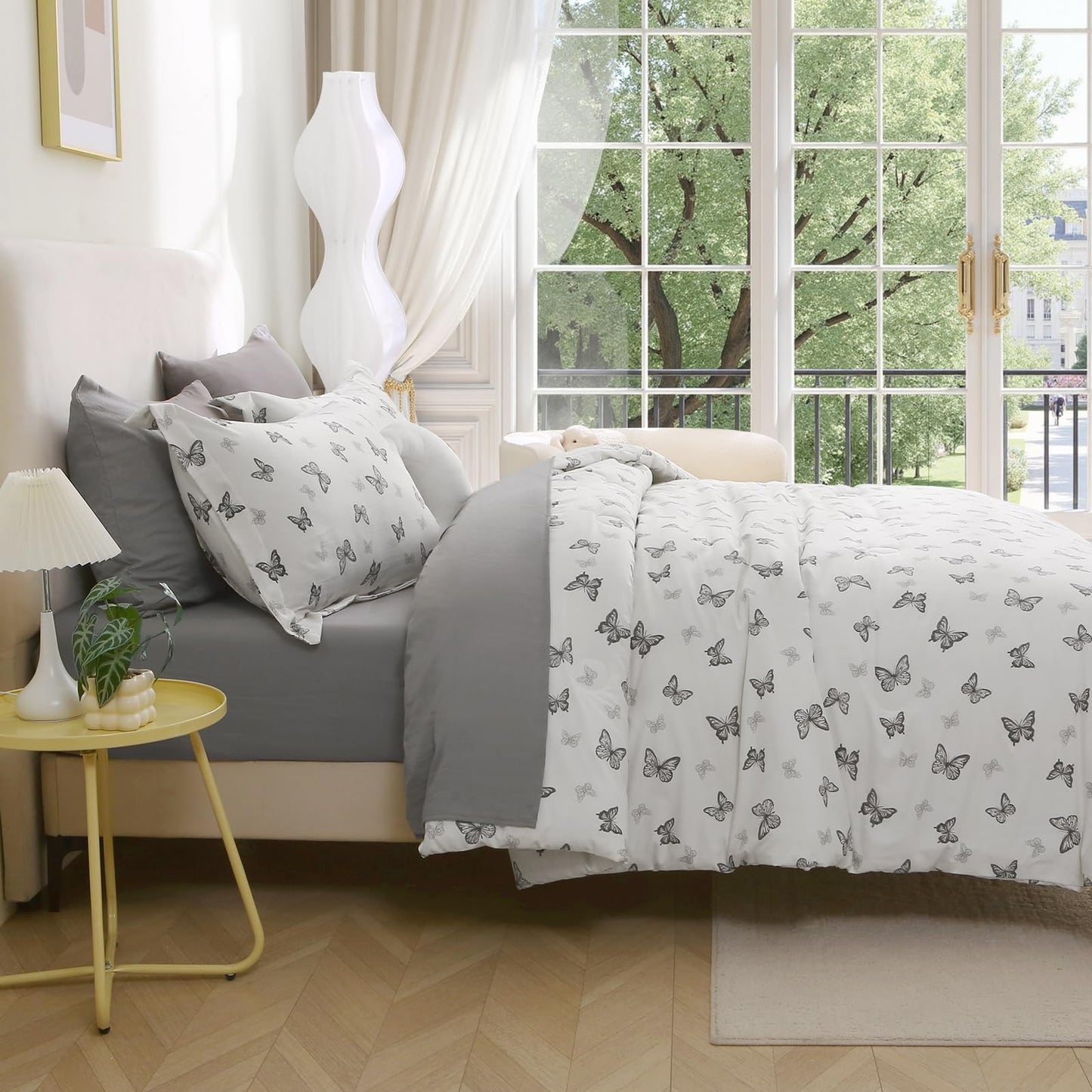 Jameswish 7 Pieces Black Butterfly Comforter Set for Girls Kids Soft Fluffy Bedding Set Twin Size Bed in A Bag as Gifts (1 Comforter, 1 Flat Sheet, 1 Fitted Sheet, 2 Pillowcase and 2 Pillow Sham)