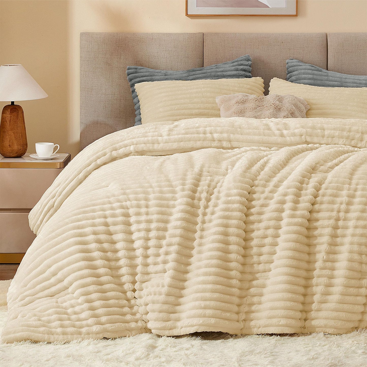 BEDELITE Fleece Queen Comforter Set -Super Soft & Warm Fluffy Beige Bedding, Luxury Fuzzy Heavy Bed Set for All Season with 2 Pillow Cases