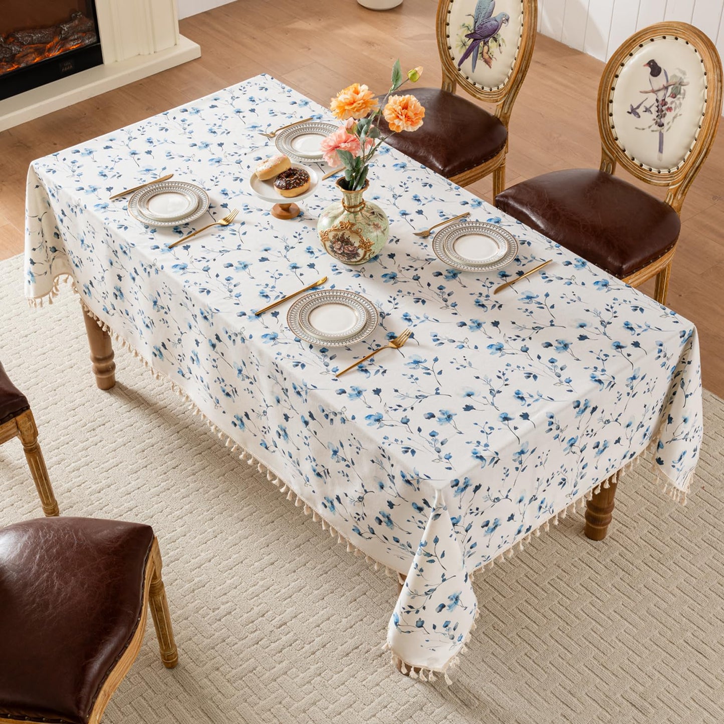 HOMLOVE Tablecloth Pastoral Style, Waterproof & Stain Resistant Table Cloth Wrinkle Free Table Cover for Dining/Kitchen/Patio, Washable Indoor & Outdoor Use (Blue Flower, 55"X102")