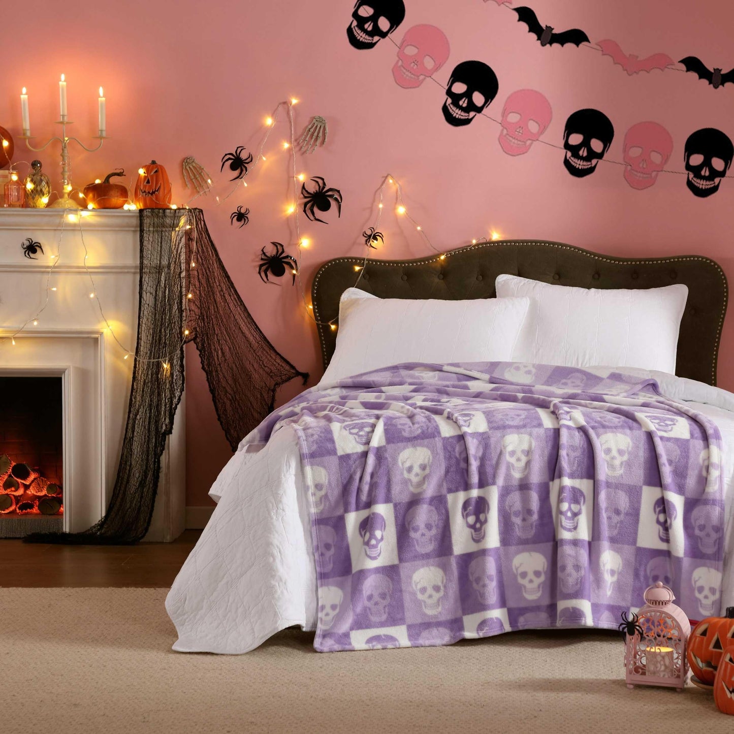 Betsey Johnson - Blanket, Buttery-Soft Throw Blanket for Couch or Bed, Boldly Plush & Oversized Bedding (Cracked Checkered Skull Purple, 50" x 70")
