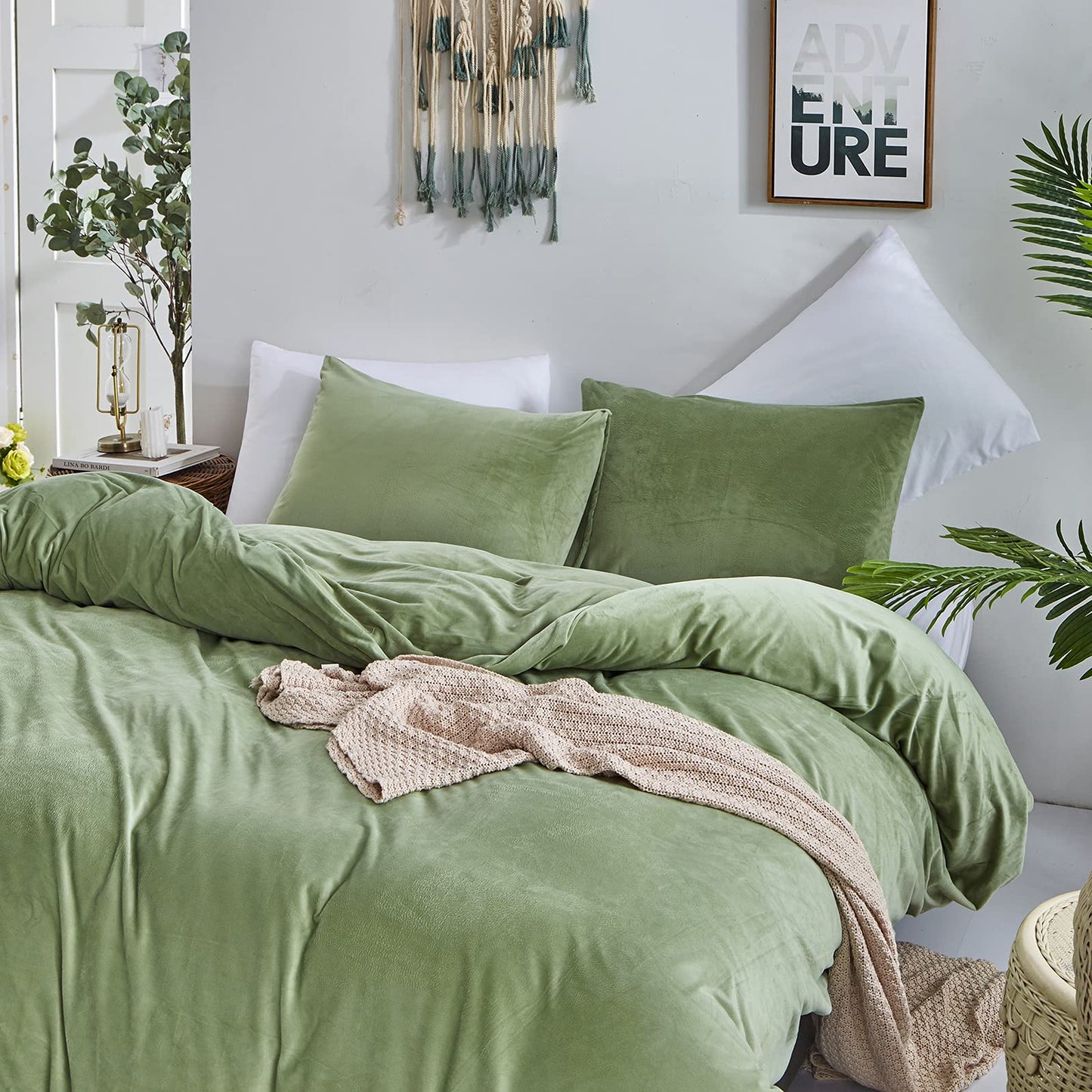 CLOTHKNOW Green Velvet Queen Bedding Set 3Pcs Duvet Cover Sets Sage Green Bedding Cover Queen with 2 x Pillowcases