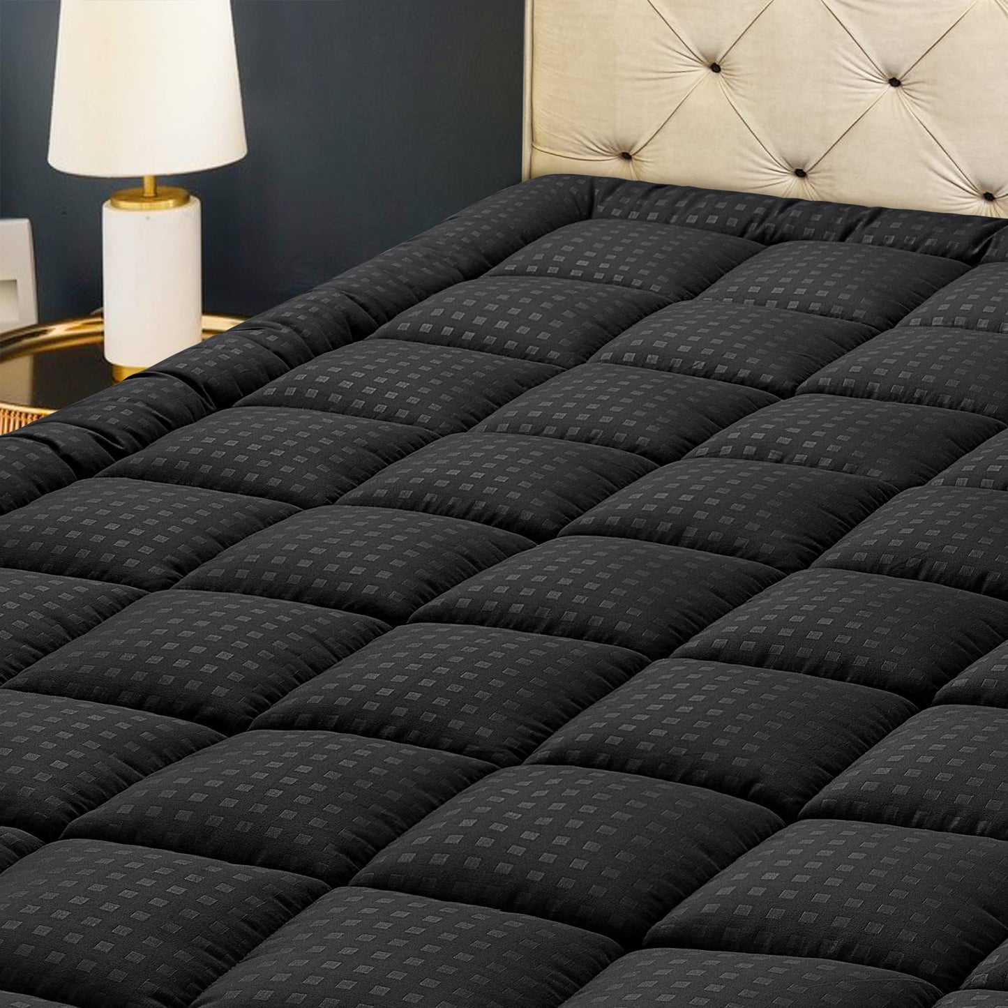HYLEORY Queen Mattress Pad Quilted Fitted Mattress Protector Cooling Pillow Top Mattress Cover Breathable Fluffy Soft Mattress Topper with 8-21" Deep Pocket, Black