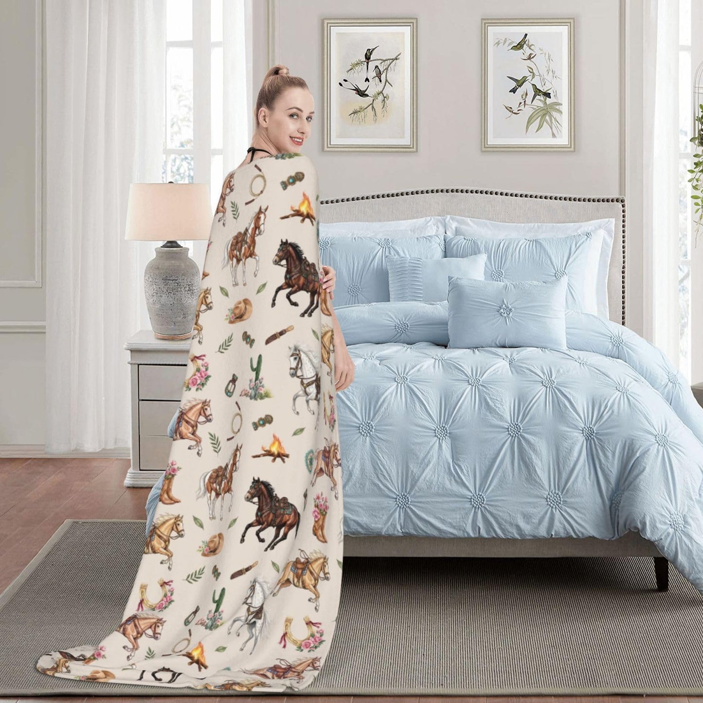 Nmbvcxz Horses Fleece Blanket for Bed and Couch, Lightweight Warm Throw Blanket for All Seasons - Gift for Women, Men, Girls and Boys 50"x40"