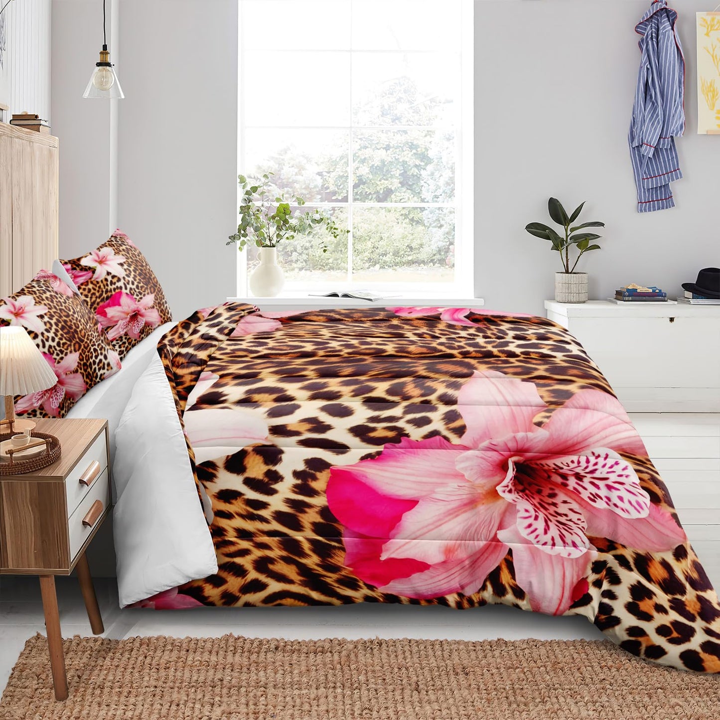 MOVE OVER Leopard Printed Comforter Set King Size 8 Pieces Bed in a Bag Pink Flower and Cheetah Printed Design Luxury Comforter Set with Sheet Set for Bedroom Decor