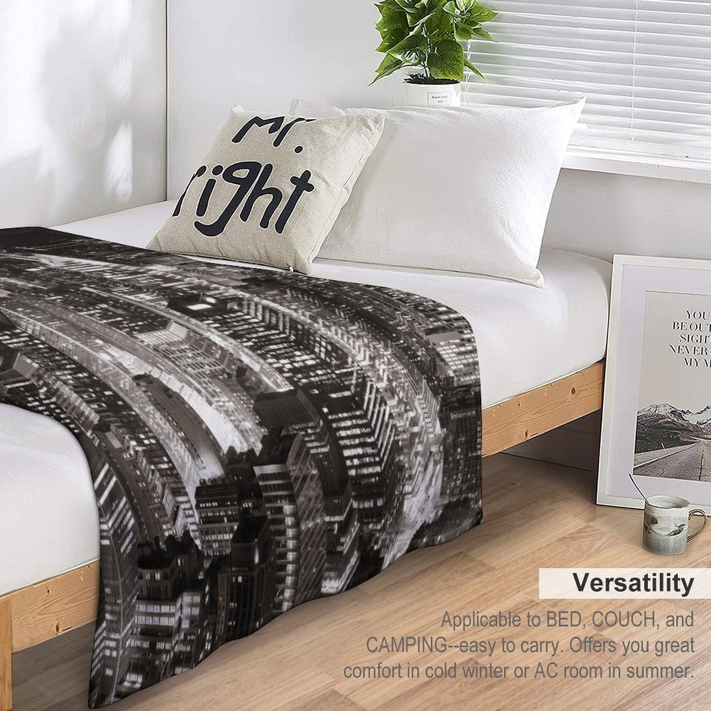 City Landscape Throw Blanket,New York Manhattan Night Cityscape Light Pattern Soft Cozy Warm Flannel Blankets for Sofa Couch Bed Gifts for Lover Kids Boys Grils Women Adults 30x40 Inch