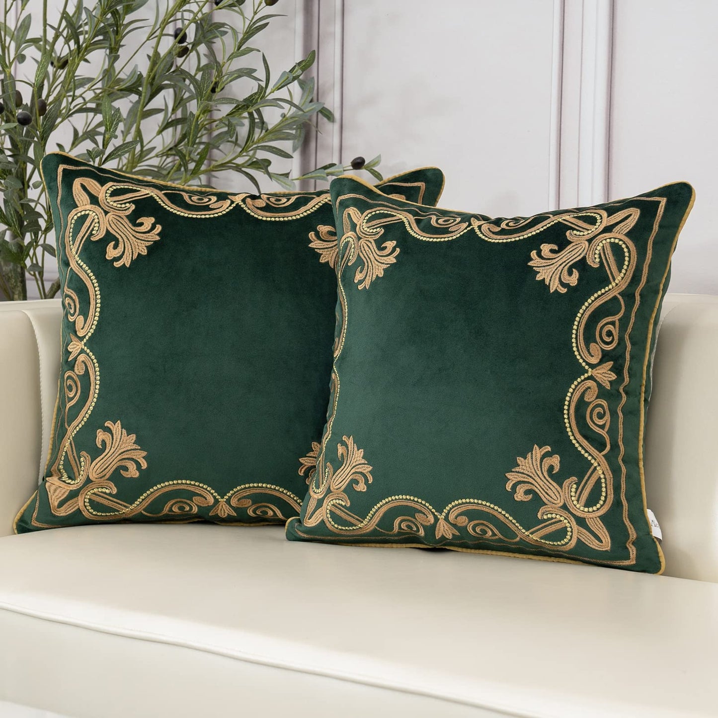 Aeckself European Luxury Velvet Throw Pillow Cover 18 x 18 Inch, Embroidery Floral Pillow Cover Home Decor Pillowcase for Couch Bedroom Living Room, Dark Emerald Green and Gold