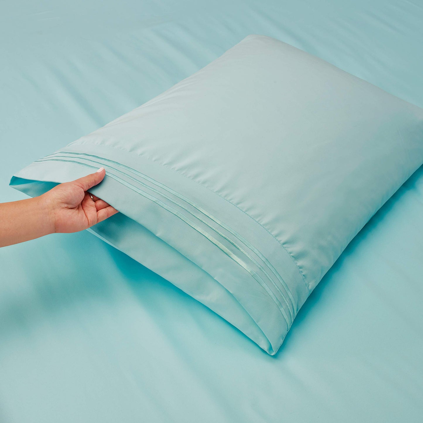 Hearth & Harbor Full Size Sheets - 4 Piece Bed Sheet Set, Hotel Luxury Double Brushed Bed Sheets - Extra Soft Bedding Sheets & Pillowcases, Full, Aqua Blue