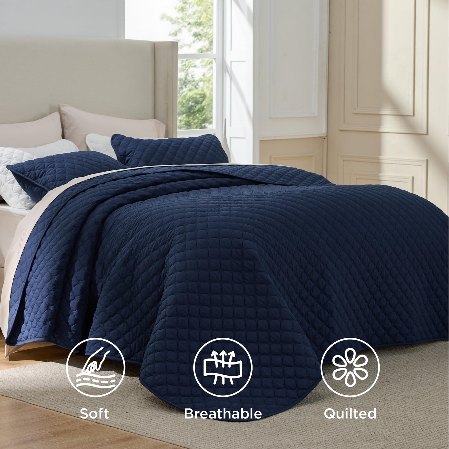 Bedsure King Size Quilt - Lightweight King Size Comforter Set with Classic Honeycomb Quilting, Soft Quilt Bedding Set, Navy Bedspreads Coverlet for All Seasons with 2 Pillow Shams (106" x 96")