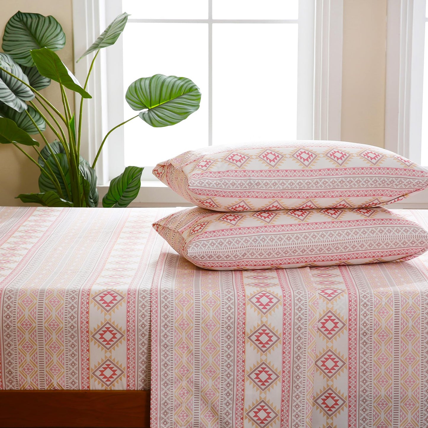 CozySmile Boho Sheet 4 Pieces King Sheet Set Bohemian, Breathable Soft Microfiber 16" Deep Pocket, Western Bedding Sheets Geometric(King, Pastel Pink Geometric)