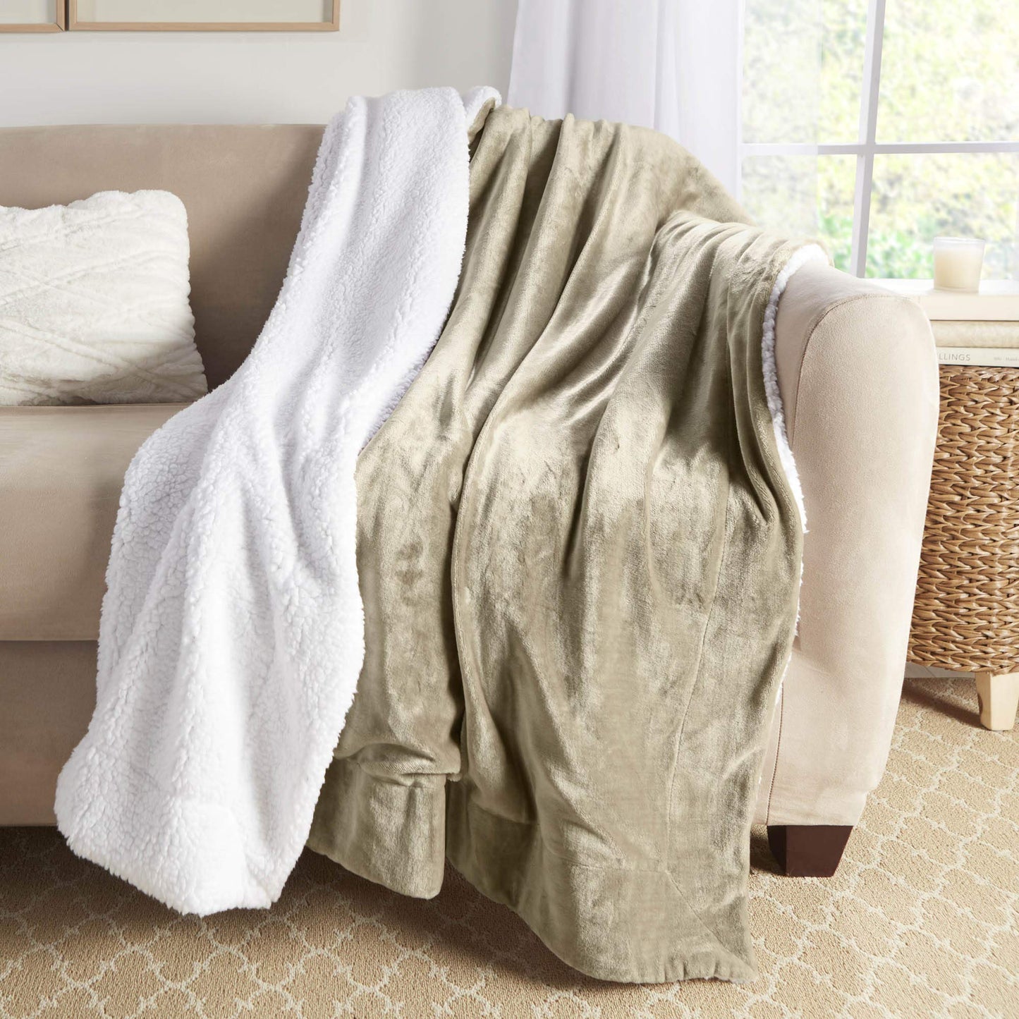Genteele Sherpa Throw Blanket Super Soft Reversible Ultra Luxurious Plush Blanket, 50 x 60 inches, Taupe/White