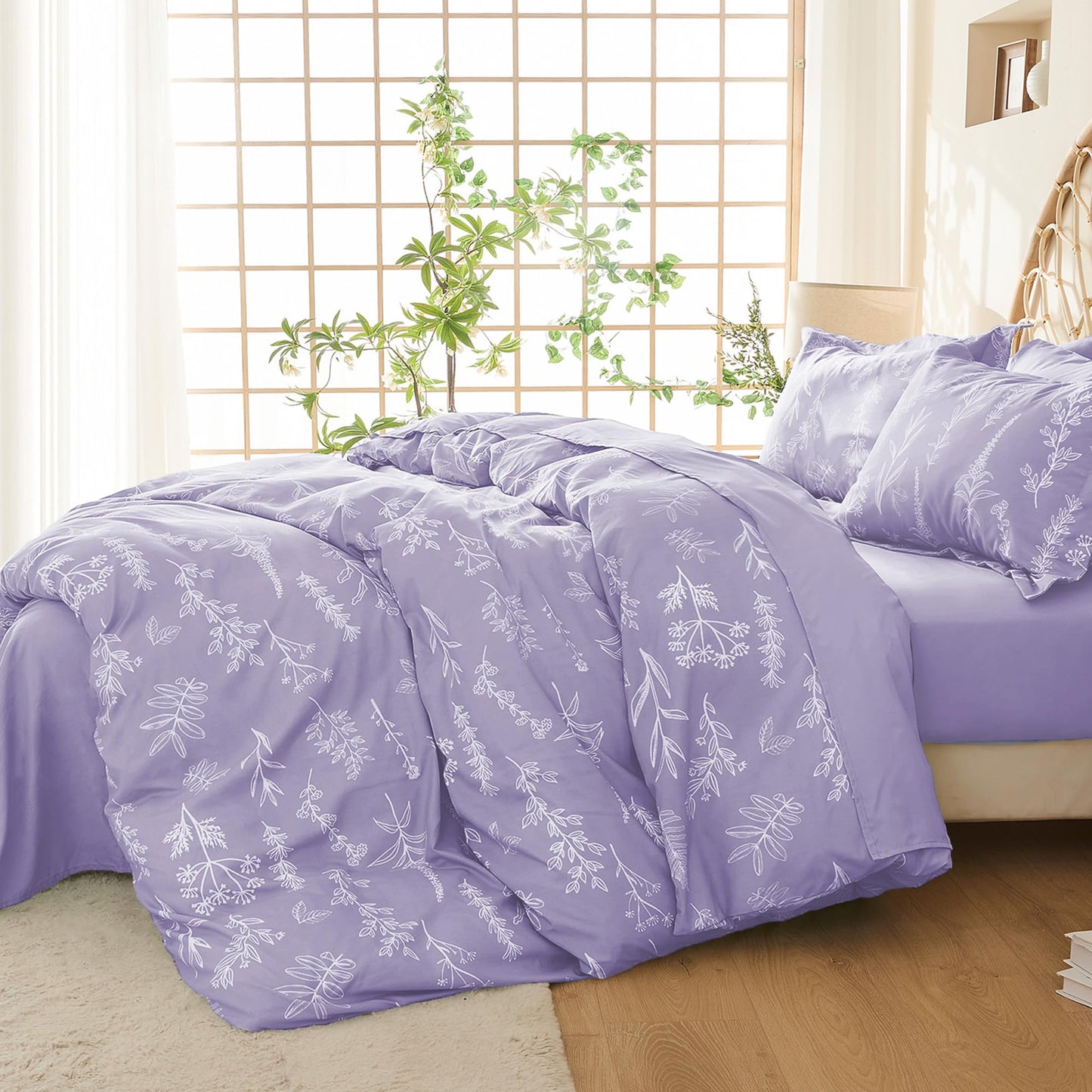MUXHOMO Duvet Cover Queen Size, Reversible Floral Lavender Duvet Cover Set with Zipper Closure, 3 Pieces Botanical Patterns Soft Microfiber Bedding Set with 4 Ties (90"x90", 2 Pillow Cases)