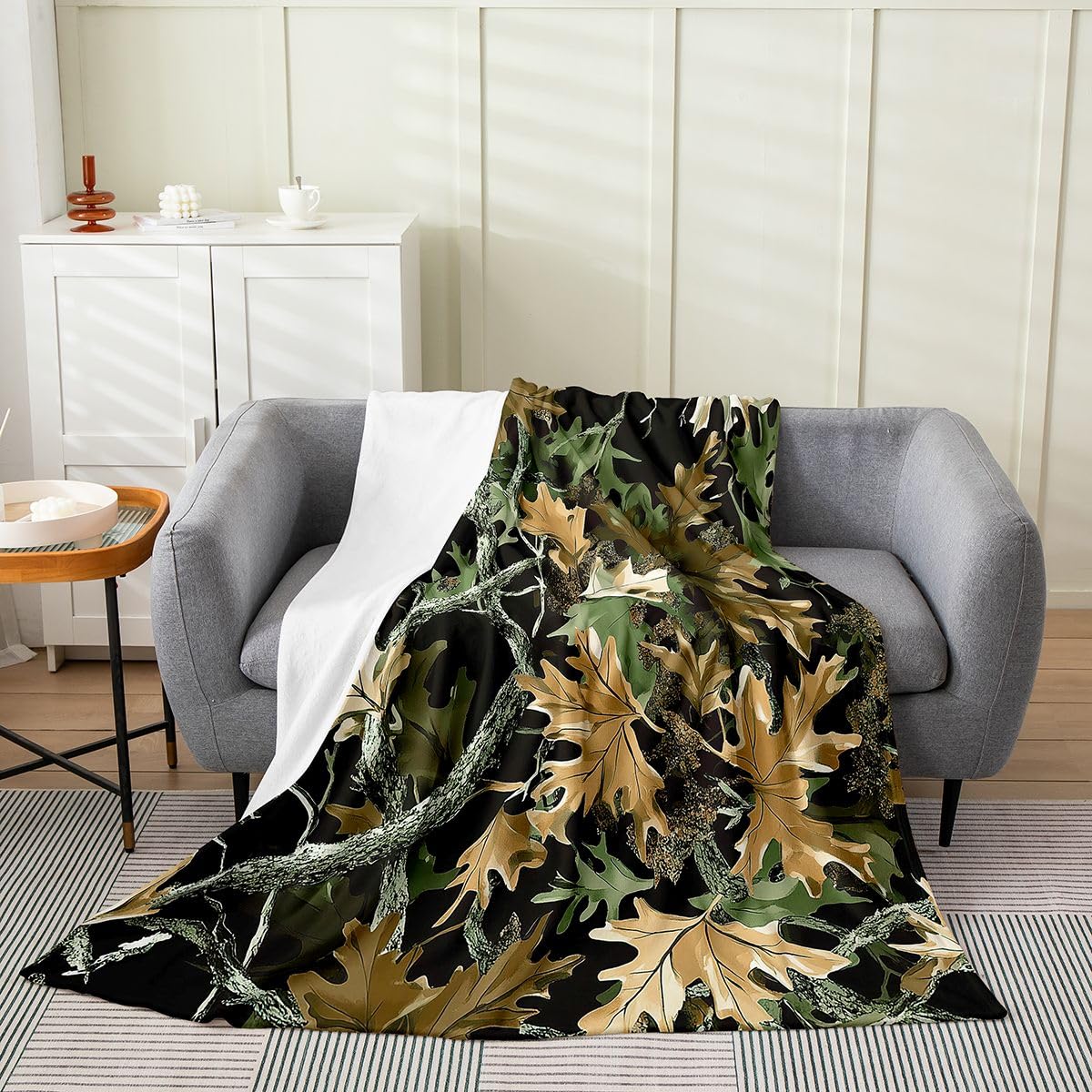 jejeloiu Camouflage Flannel Fleece Throw Blanket Camo Throw 50"x60" Cabin or Rustic Lodge Fleece Throw Blanket for Kids Women Men Farmhouse for Bed Couch Chair Living Room Hunting Bedroom Decor