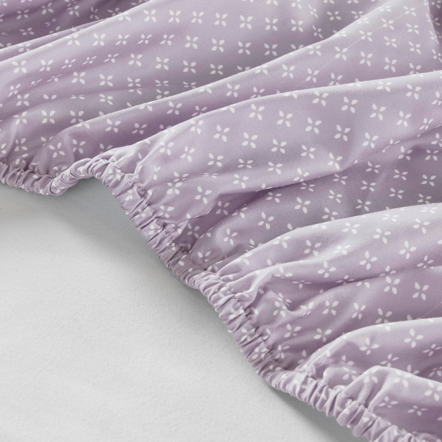 Madison Park Essentials Twin Comforter Set with Sheets, Floral Bed in A Bag Microfiber Comforter for Twin-Size Bed, Shabby Chic Bedding Set Diamond Printed Sheet, Luna, Taupe 5 Piece
