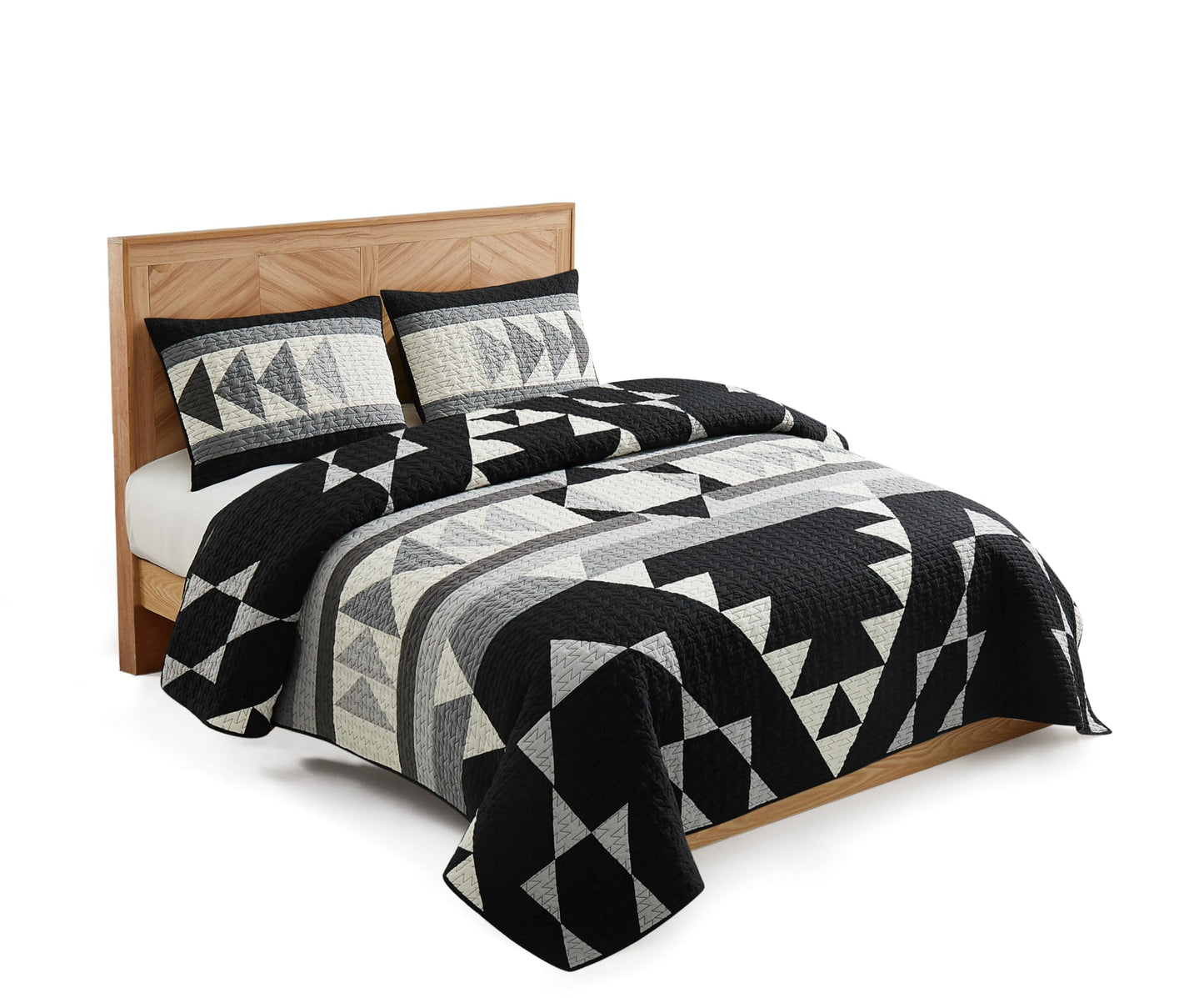 Pendleton Full/Queen Quilt Set – 100% Cotton 3 Piece Quilt Set with Shams, Soft Lightweight Bedding for Queen Size Bed, Black & White Comforter Alternative, Queen Bedding Set (Shadow Peak)