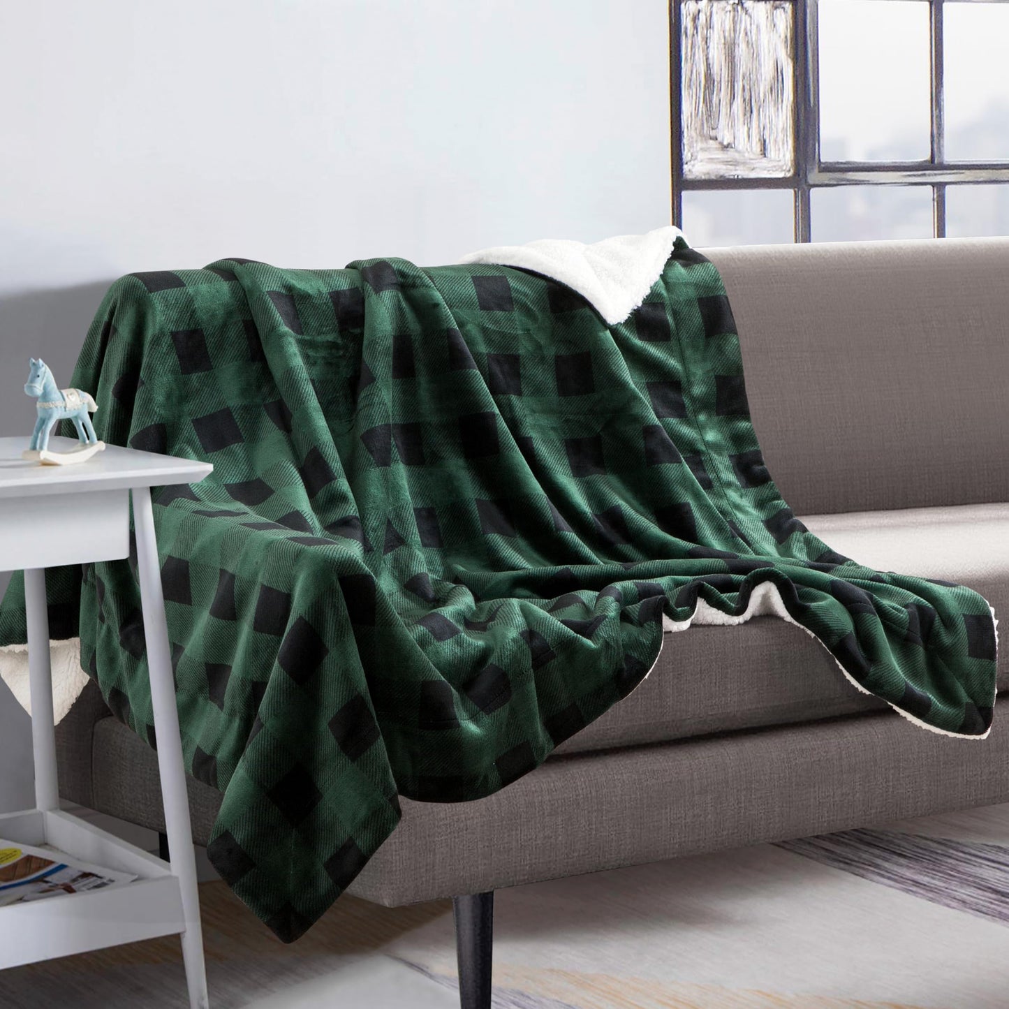 Elegant Comfort Luxury Ultra-Plush Velvet Touch Buffalo Plaid Fleece Throw - Soft, Warm, Cozy Micromink Sherpa-Backing Reversible Blanket for Bed, Sofa and Couch, Buffalo Green