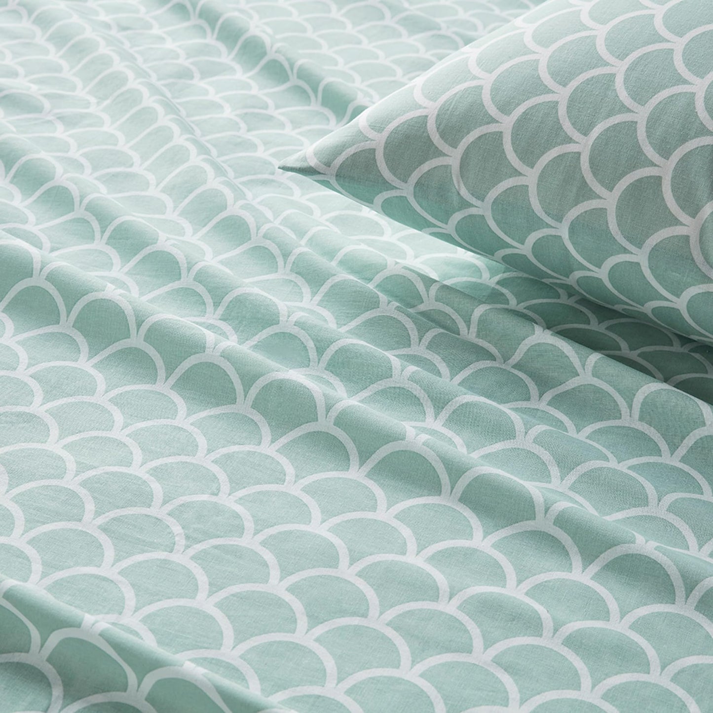 Comfort Spaces 100% Cotton Sheet Set Breathable, Lightweight, Soft with 14" Elastic Pocket Fits up to 16" Mattress, All Season Cozy Bedding, Matching Pillow Case, Full Scales 4 Piece