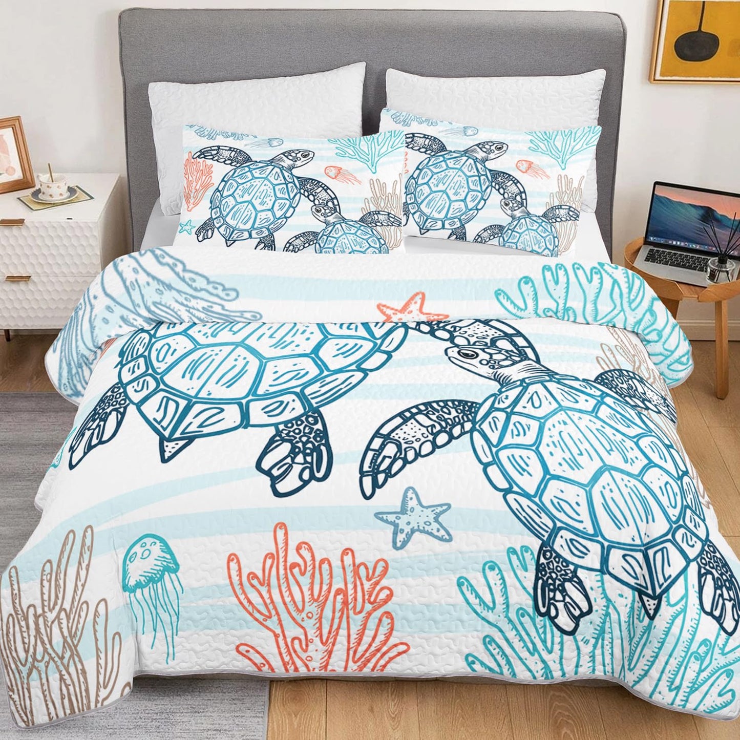 HOSIMA Sea Turtle Queen Size Bedding Set,Corals Jellyfish Starfish Pattern Lightweight Quilt,Ocean Themed Bedding for Beachy Room Decor Aesthetic with 2 Pillowcases.