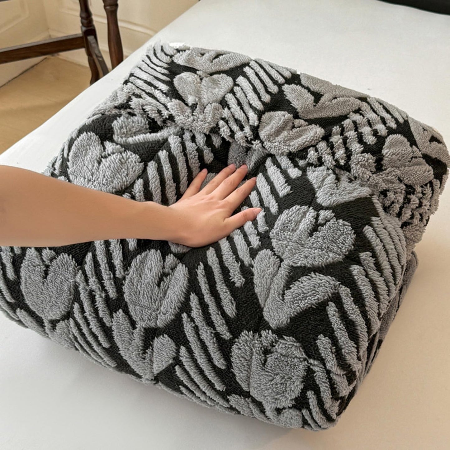 Elastic Bed Sheets, Plush Fluffy Velvet Fitted Sheet, Super Warm Winter Bottom Sheet with 11" Deep Pockets, Machine Washable and Non-Fade(I,2*Pillow Cover)