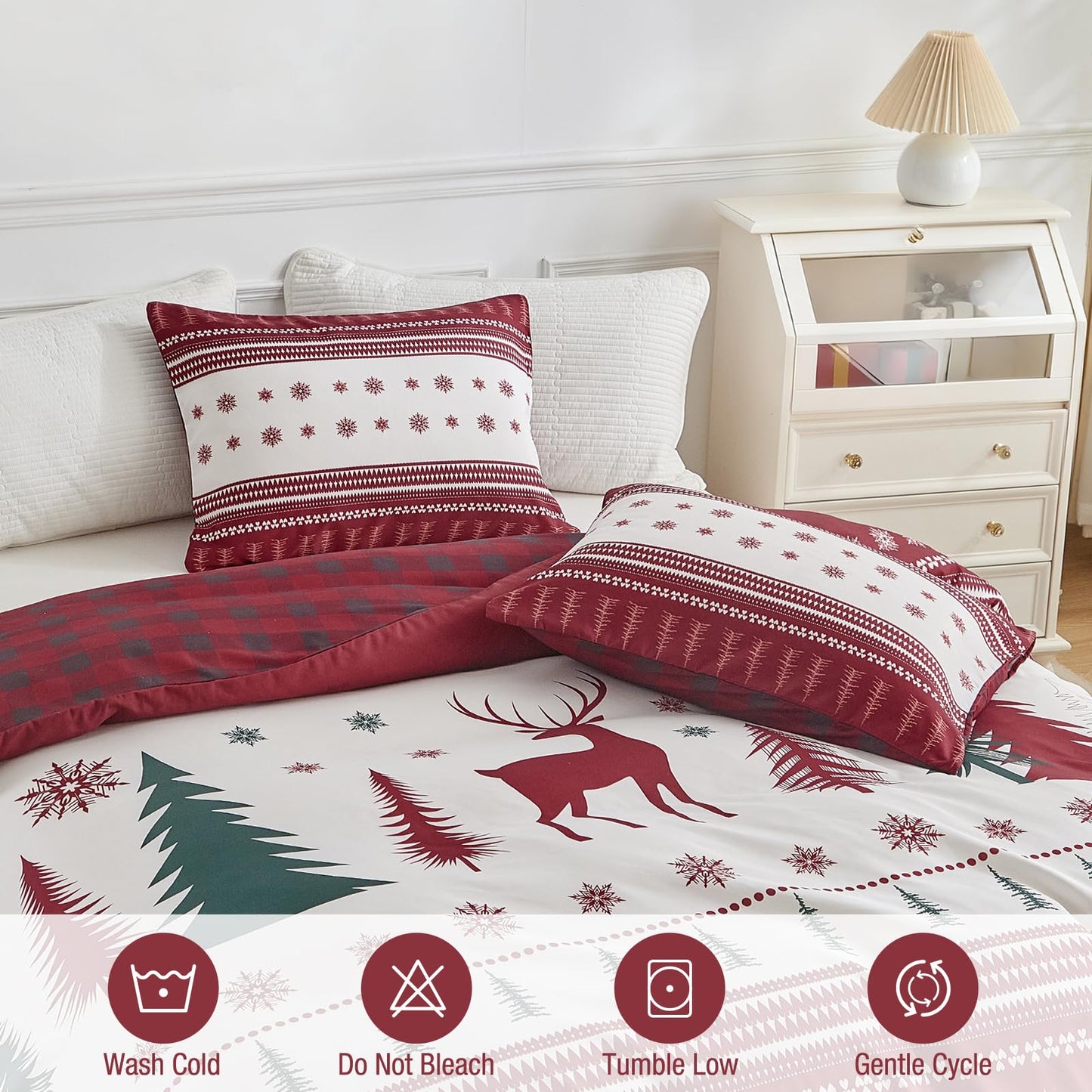 Lekesky Duvet Cover King Size,3 Pieces Reversible Red Plaid Reindeer Snowflake Winter Bedding Set with Zipper Closure and Corner Ties(1 Duvet Cover 104''×90'' inches + 2 Pillowcases)