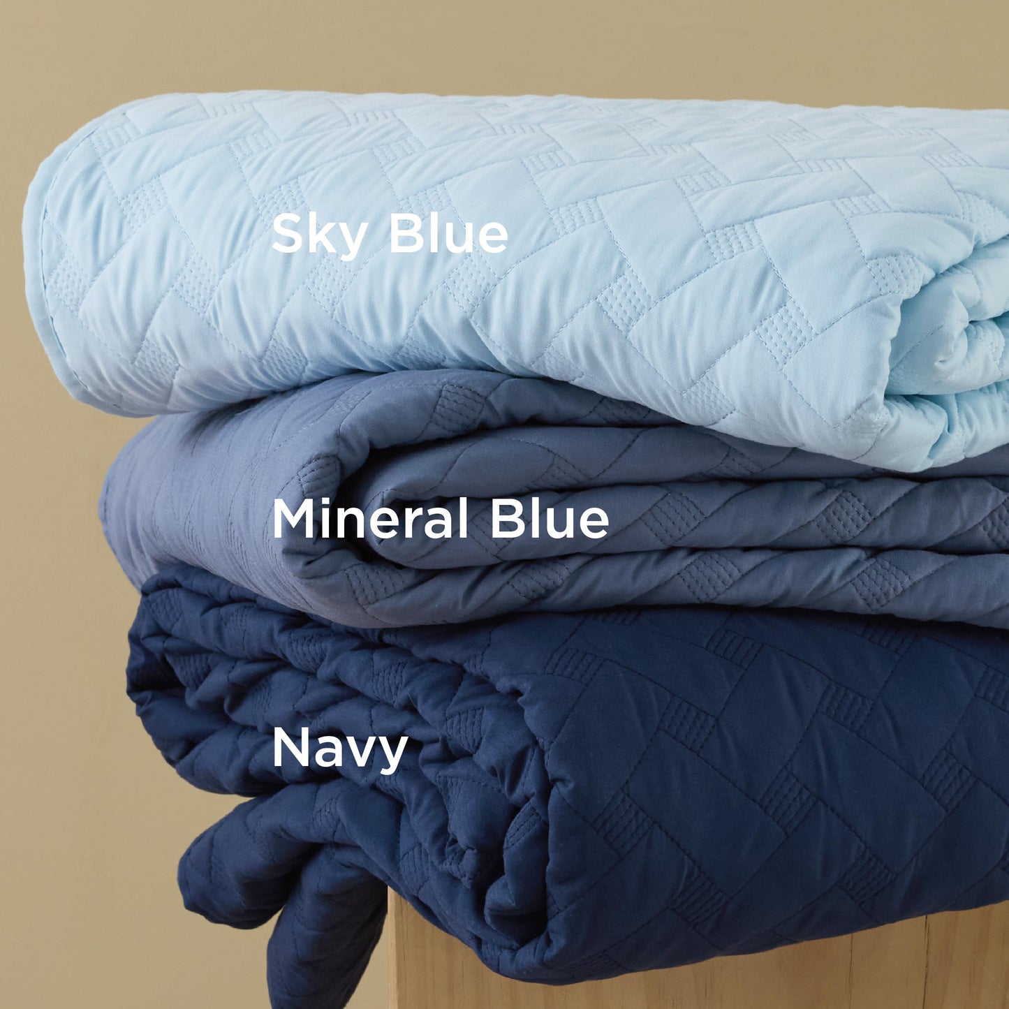 Bedsure Quilts Queen Size - Lightweight Bedspreads Queen Size with Basket Weave Pattern, Soft Quilt Bedding Set, Navy Comforter Set Coverlet for All Seasons with 2 Pillow Shams (90" x 96")
