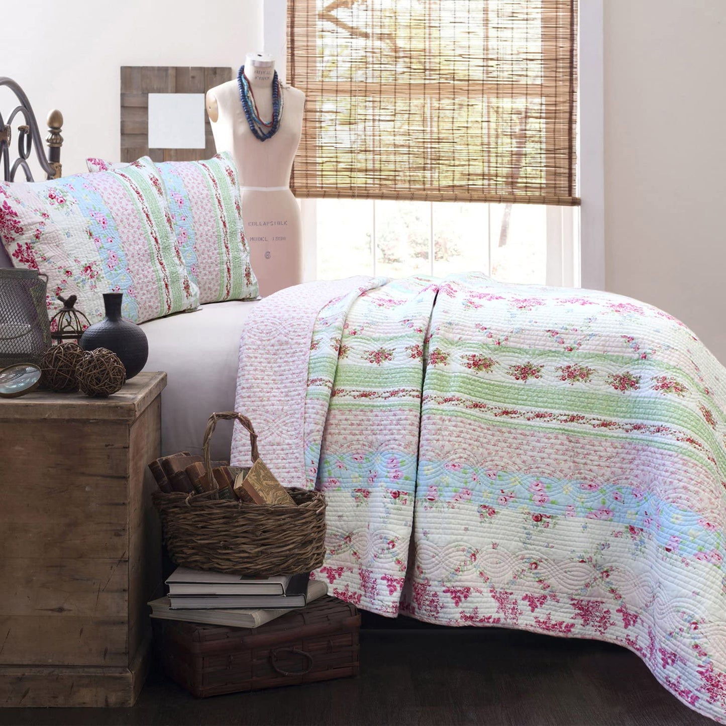 Cozy Line Home Fashions 100% Cotton Real Patchwork Pink Floral Cottage Shabby Chic Reversible Quilt Bedding Set, Bedspread, Coverlet (Wild Rose, Queen - 3 Piece)