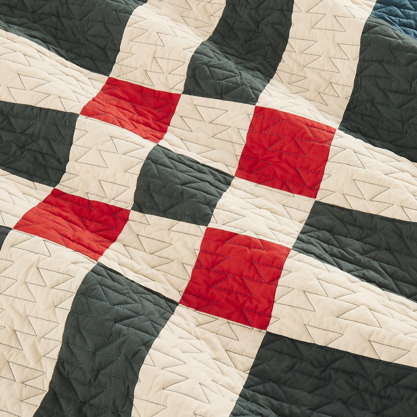 Pendleton King Quilt Set – 100% Cotton 3 Piece Quilt Set with Shams, Soft Lightweight Bedding for King Size Bed, Green & Tan Patterned Comforter Alternative, King Bedding Set (Four Square)