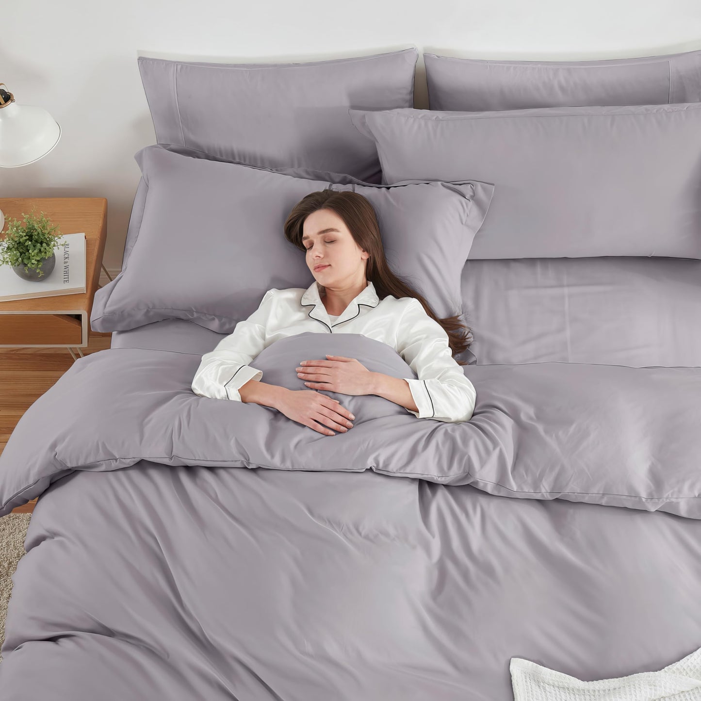 Hearth & Harbor Queen Size Duvet Cover & Bed Sheet Set Grey Lavender, 7 Piece Soft Double Brushed Bedding Set, Includes Duvet Cover, Flat Sheet, Fitted Sheet, Pillowcases and Pillow Shams