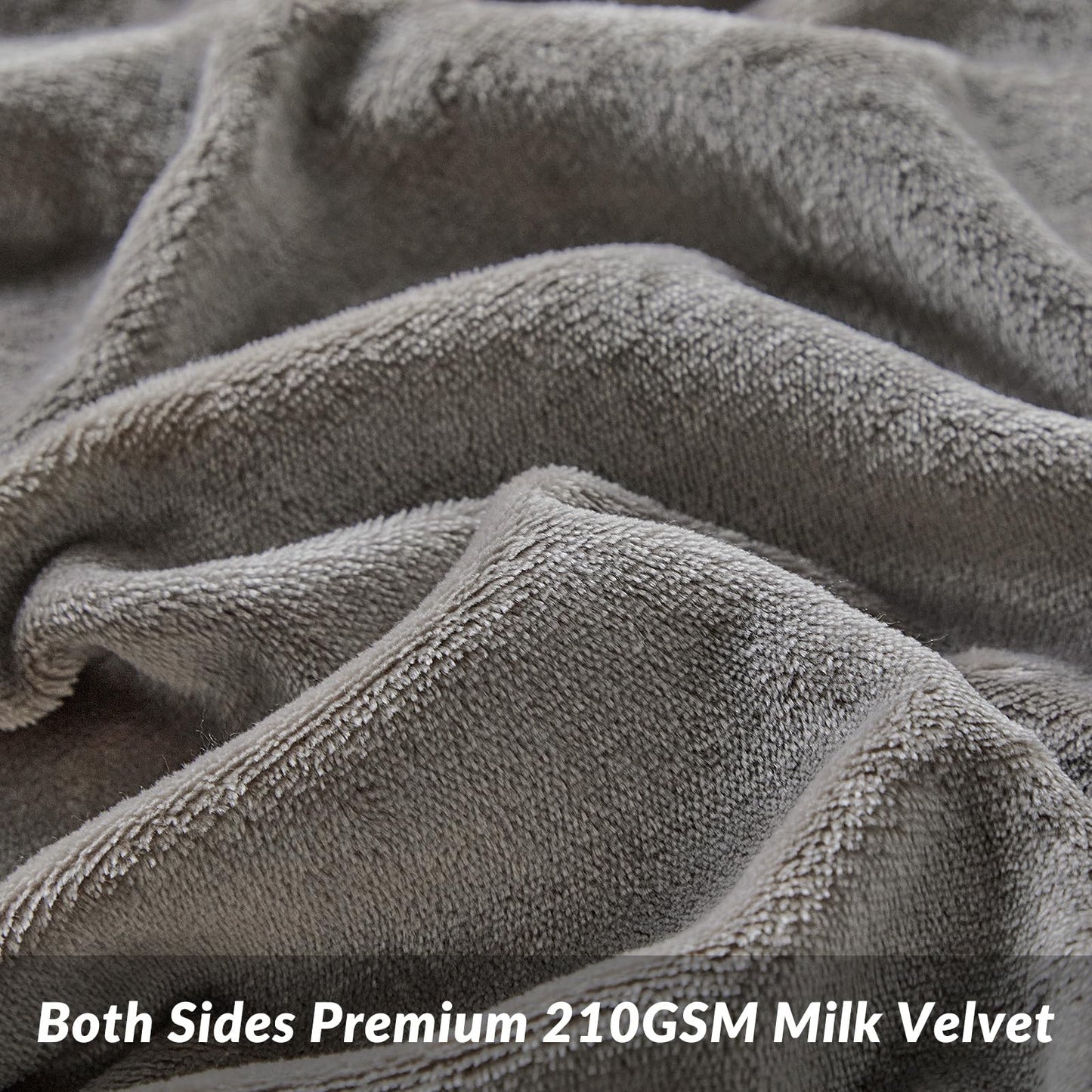 WARMDERN Khaki Velvet Duvet Cover Set Queen Size, Luxury Milk Velvet Bedding Duvet Cover with Zipper Closure, 3pcs Ultra Soft Duvet Covers for All Seasons, 90" x 90", Light Khaki