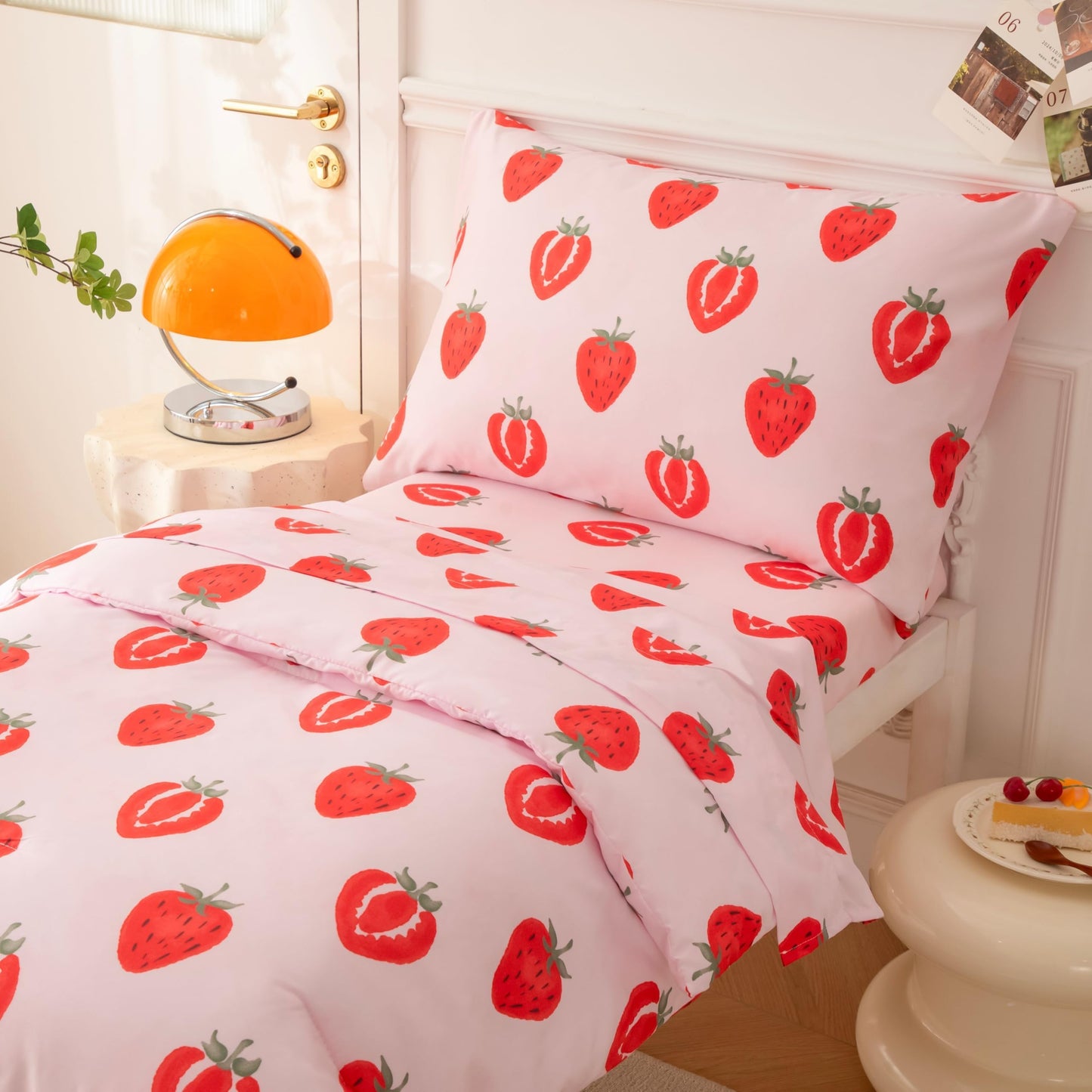 SDIII 4 Piece Strawberry Toddler Bedding Set, Kawaii Fruit Printed Pink Toddler Bedding Girl with Comforter, Fitted Sheet, Flat Sheet, Pillowcase