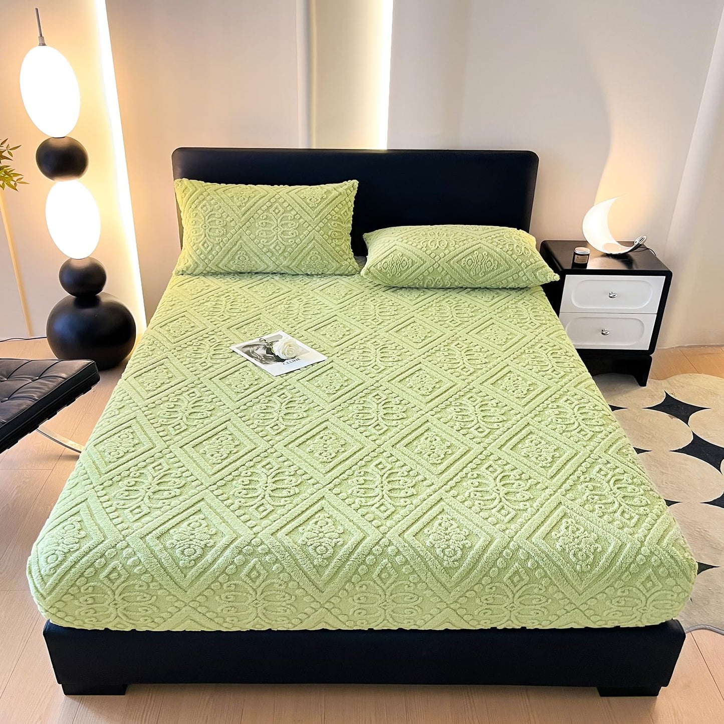 ZIQINPSQ Taffeta Velvet Jacquard Queen Fitted Sheet - Luxury Bedding - Ultra-Soft, Quick-Heat, Anti-Static, 360° Mattress Protector, Green, No Pillowcases