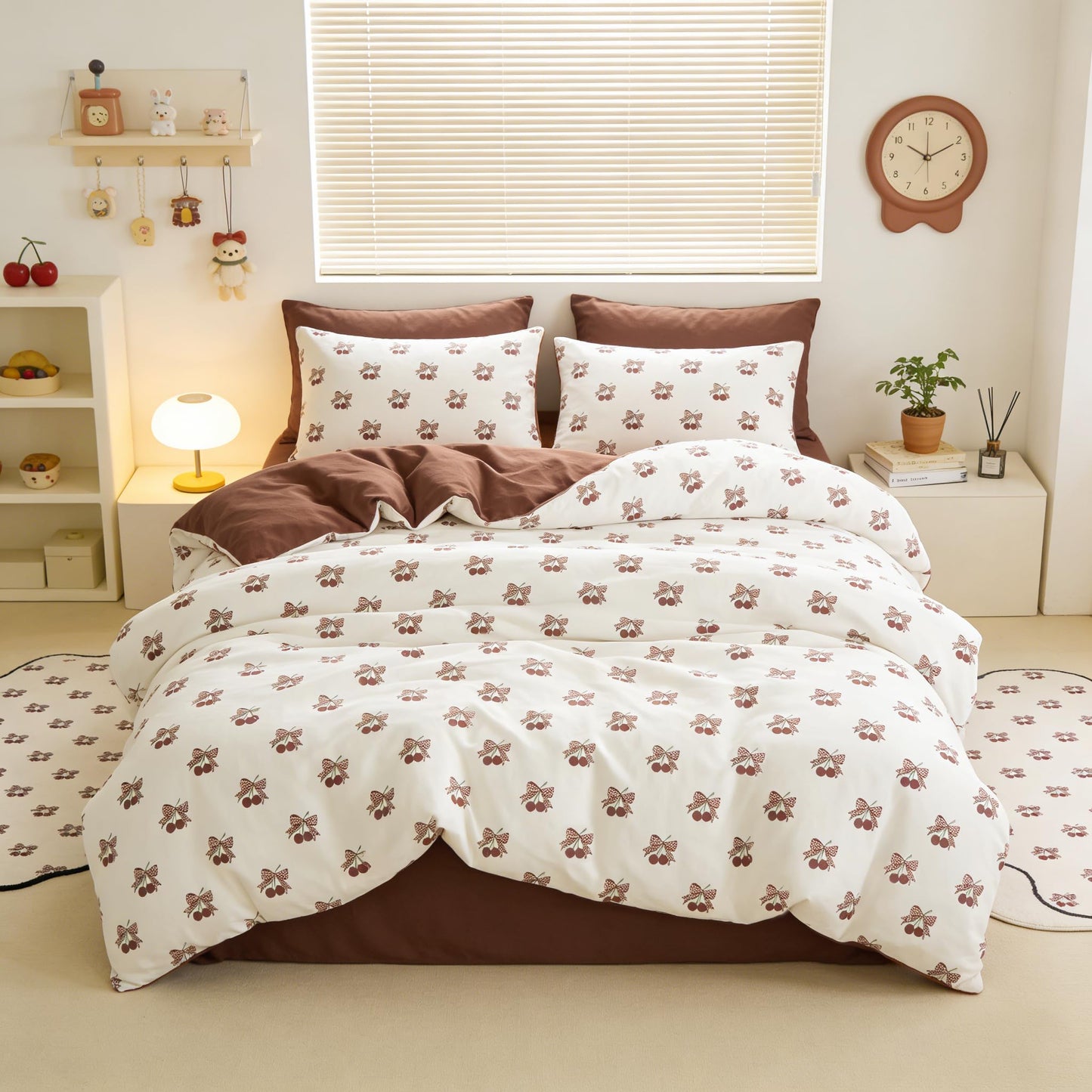 Sedefen Brown Leopard Duvet Cover Set Queen Size, 3 Pcs Cherry Bow Print Bedding Set with 2 Pillowcases, Cheetah Pattern Soft Breathable Microfiber Duvet Cover Set for All Season Decor