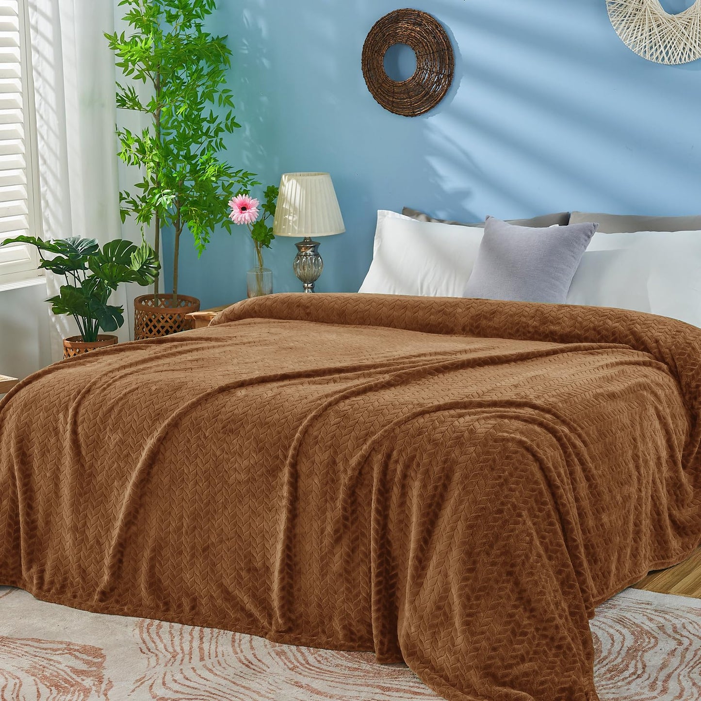inhand Fleece Twin Blanket for Bed Chocolate Brown Throw Blanket for Couch Super Soft Cozy Warm Blankets and Throws Lightweight Fuzzy Large Blanket for Sofa Bed Office,60x90 inches