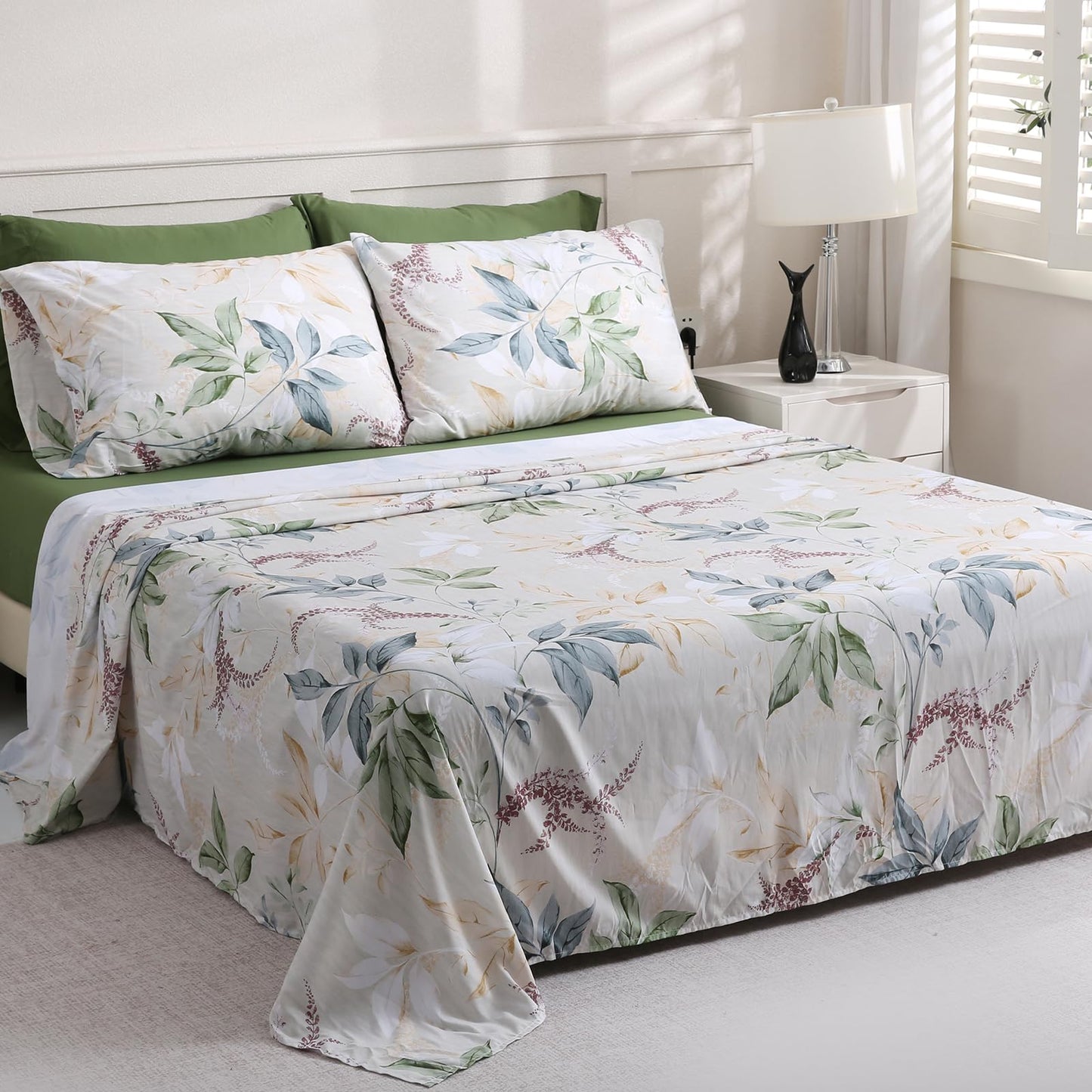 LONAVA Botaincal King Size 6 Pcs Sheet Set, Breathable Microfiber Deep Pocket Forest Green Fitted Sheets, Comfy & Breathable Patterned Flat Sheets,4 Gentle Soft Pillowcases, Lavender