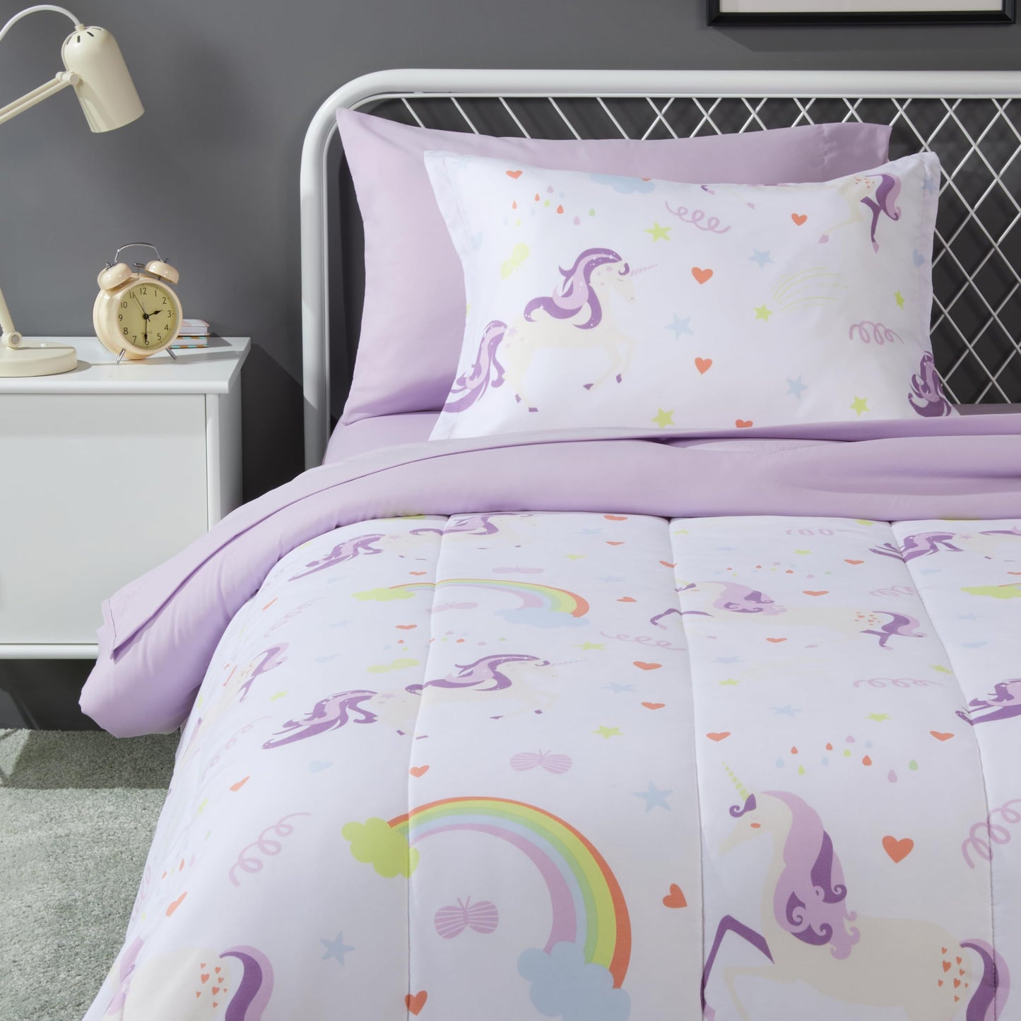 Amazon Basics 5-Piece Soft, Easy-Wash Microfiber Kid's Bed-in-a-Bag Bedding Set with Sheet and Comforter, Twin, Unicorn Print