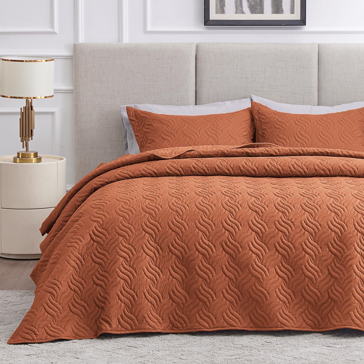 Love's cabin California King Size Quilt Bedding Set Umber Bedspread - Cal King Summer Lightweight Bedspread Comforter - Wave Pattern Coverlet for All Season - 3 Pieces (1 Quilt, 2 Pillow Shams)