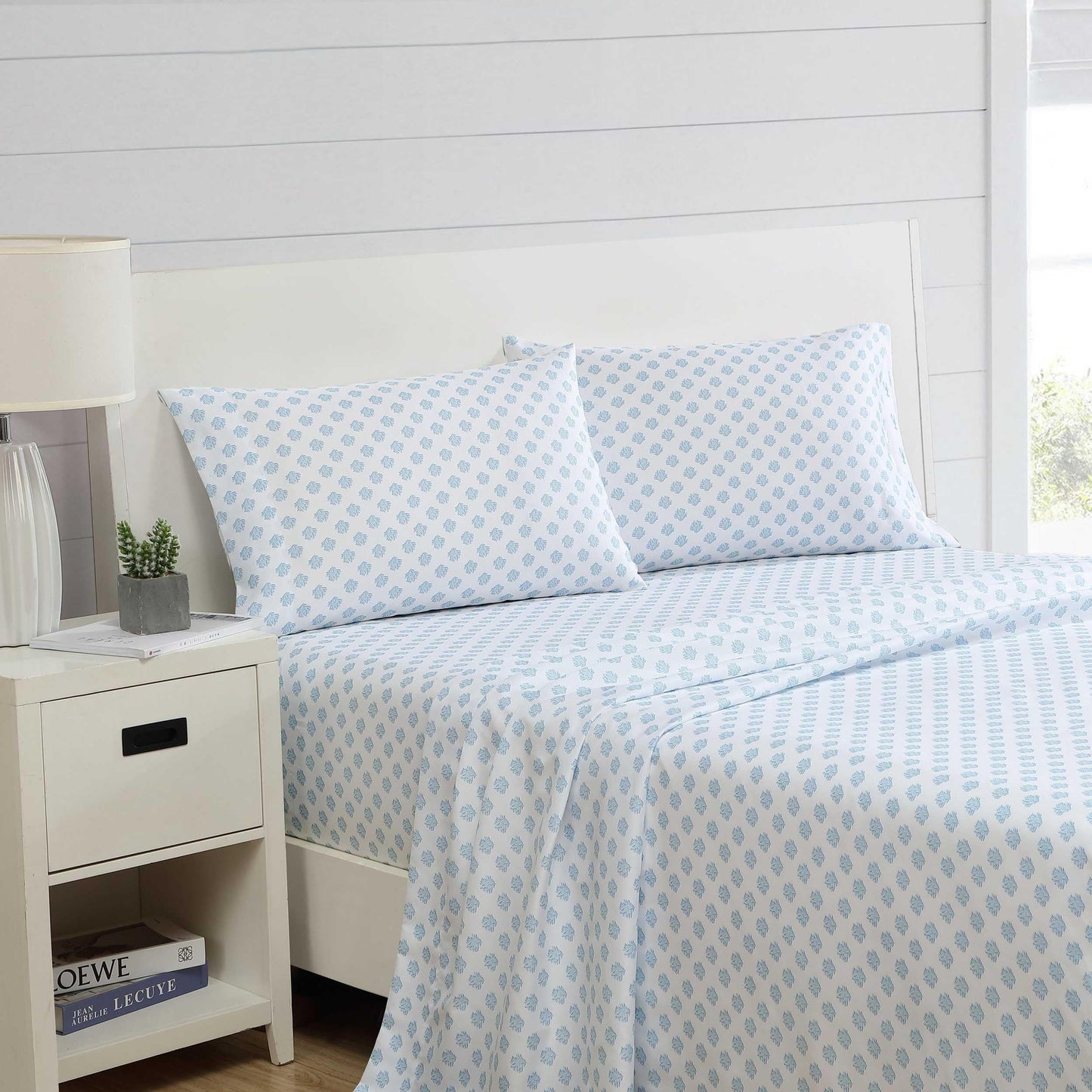 Nautica - Sheet Set, Breathable & Cooling Microfiber Bedding with Matching Pillowcases, Deep Pocket, Fully Elasticized (Coastal Coral Ocean Breeze Blue, Queen)