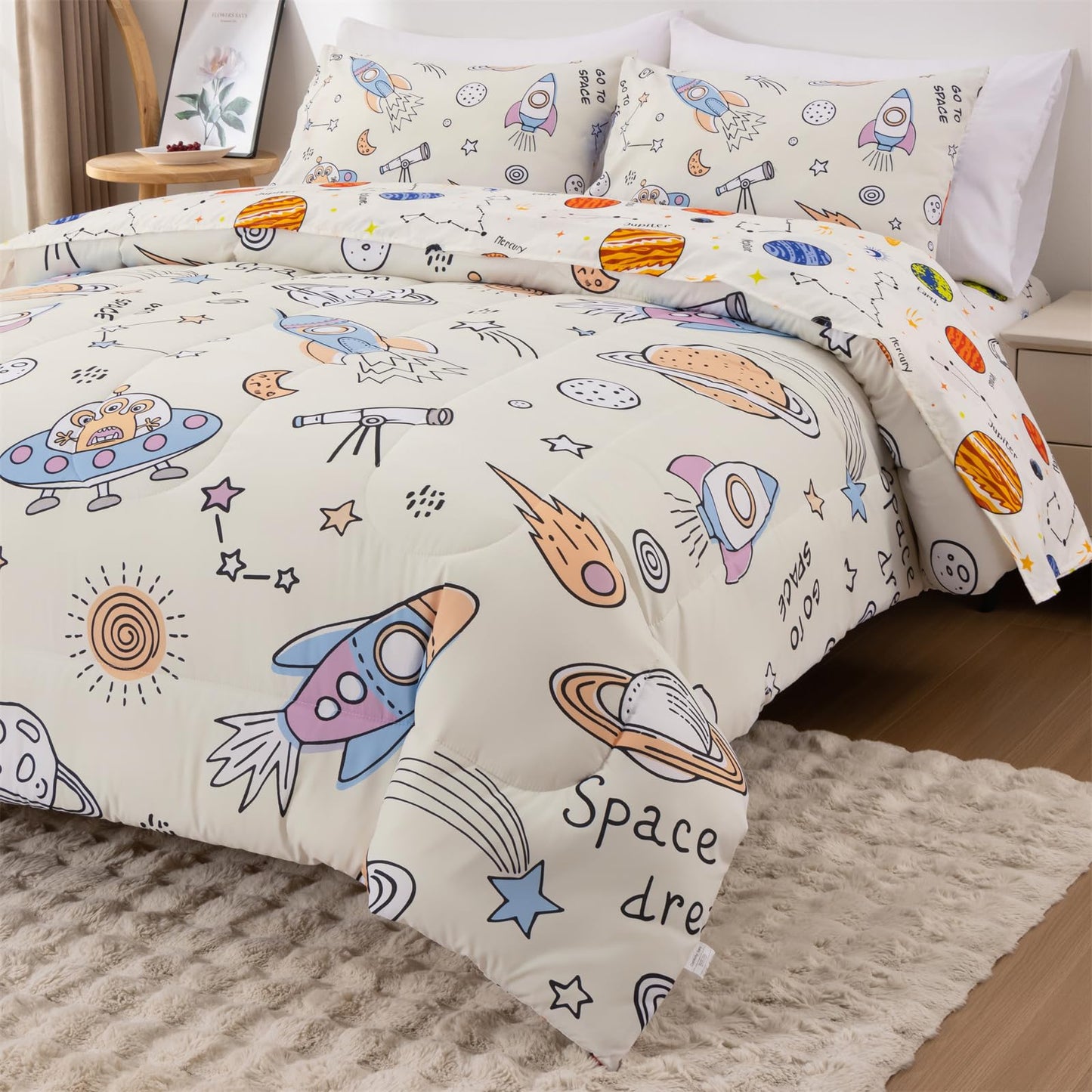 Aimuan Space Comforter Twin Set Kids Rocket Bedding Set Super Soft & Cute Aliens UFO Printed for Boys Girls Teen (Cream, Full 5Pcs)