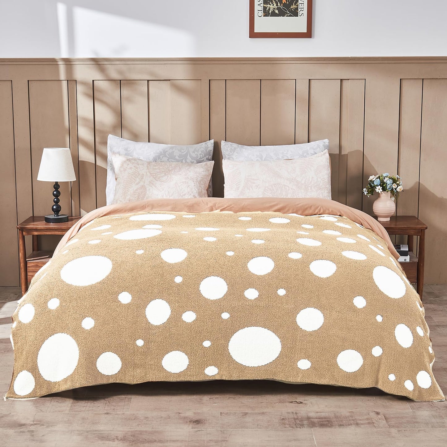 Douceur Polka Dot Throw Blanket for Couch Sofa Bed, Reversible Cozy Fluffy Super Soft Bedroom Blanket, Plush Beige Throw Blanket, 60×80 inches