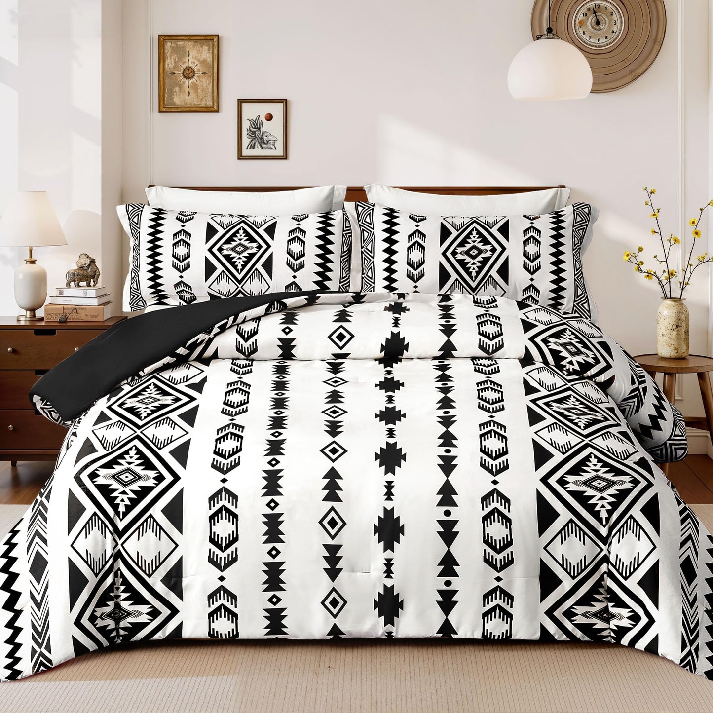 Tyrot King Comforter Set – 3 Piece Black White Boho Aztec Bedding, Western Southwestern Style Comforter Sets, Soft Lightweight Comforter for All Seasons, 1 Comforter & 2 Pillow Shams